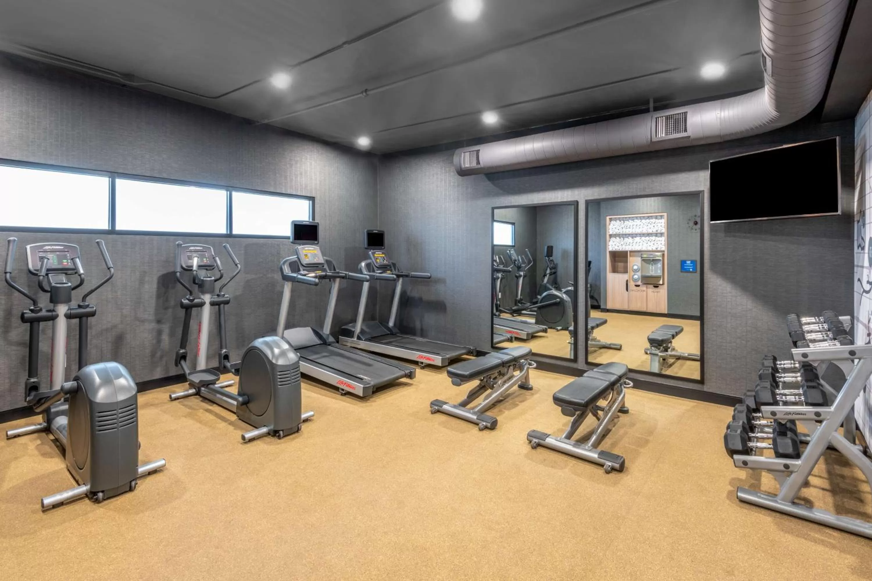 Fitness centre/facilities in DoubleTree by Hilton Denver Cherry Creek, CO