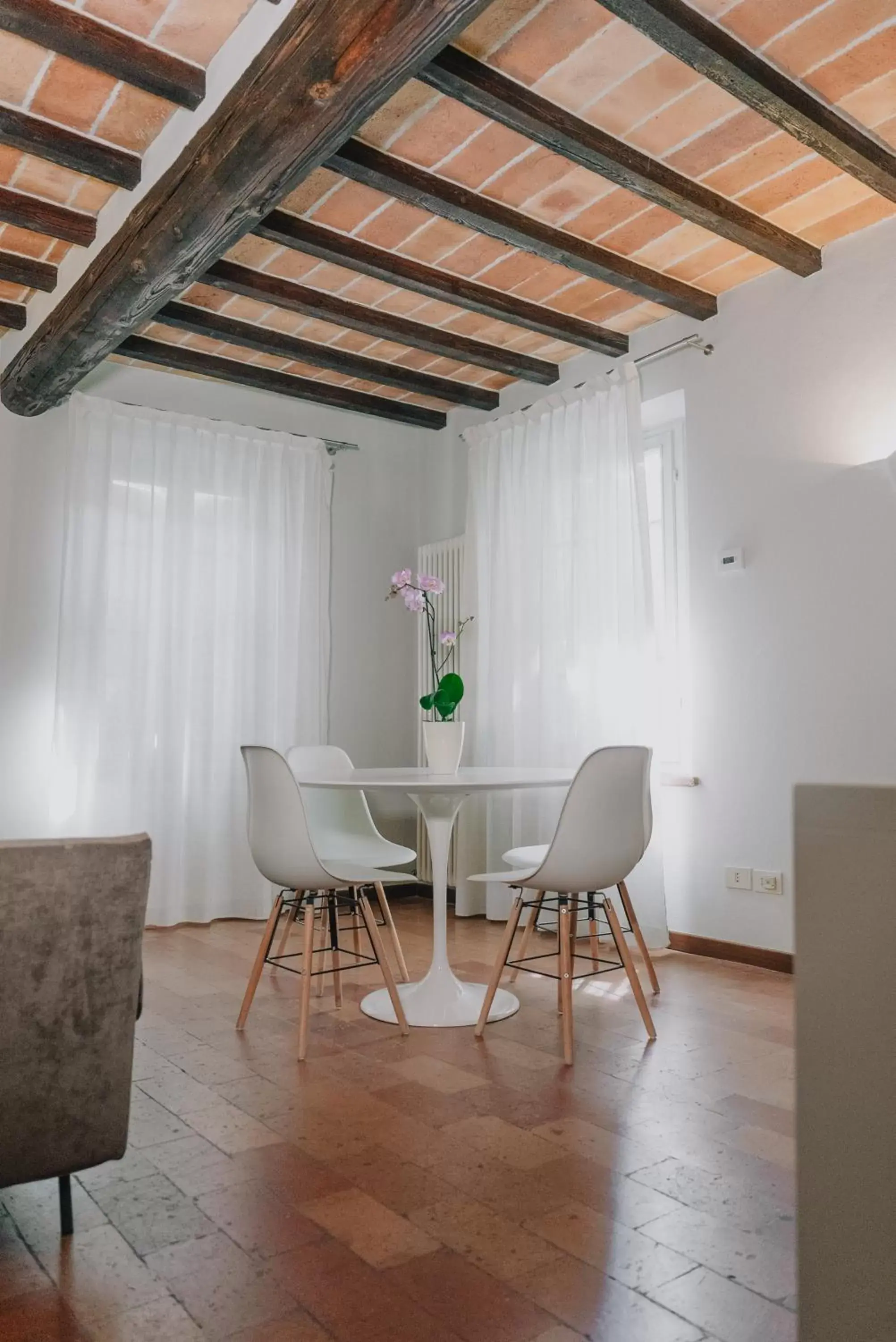 Seating area, Dining Area in Locanda Del Feudo