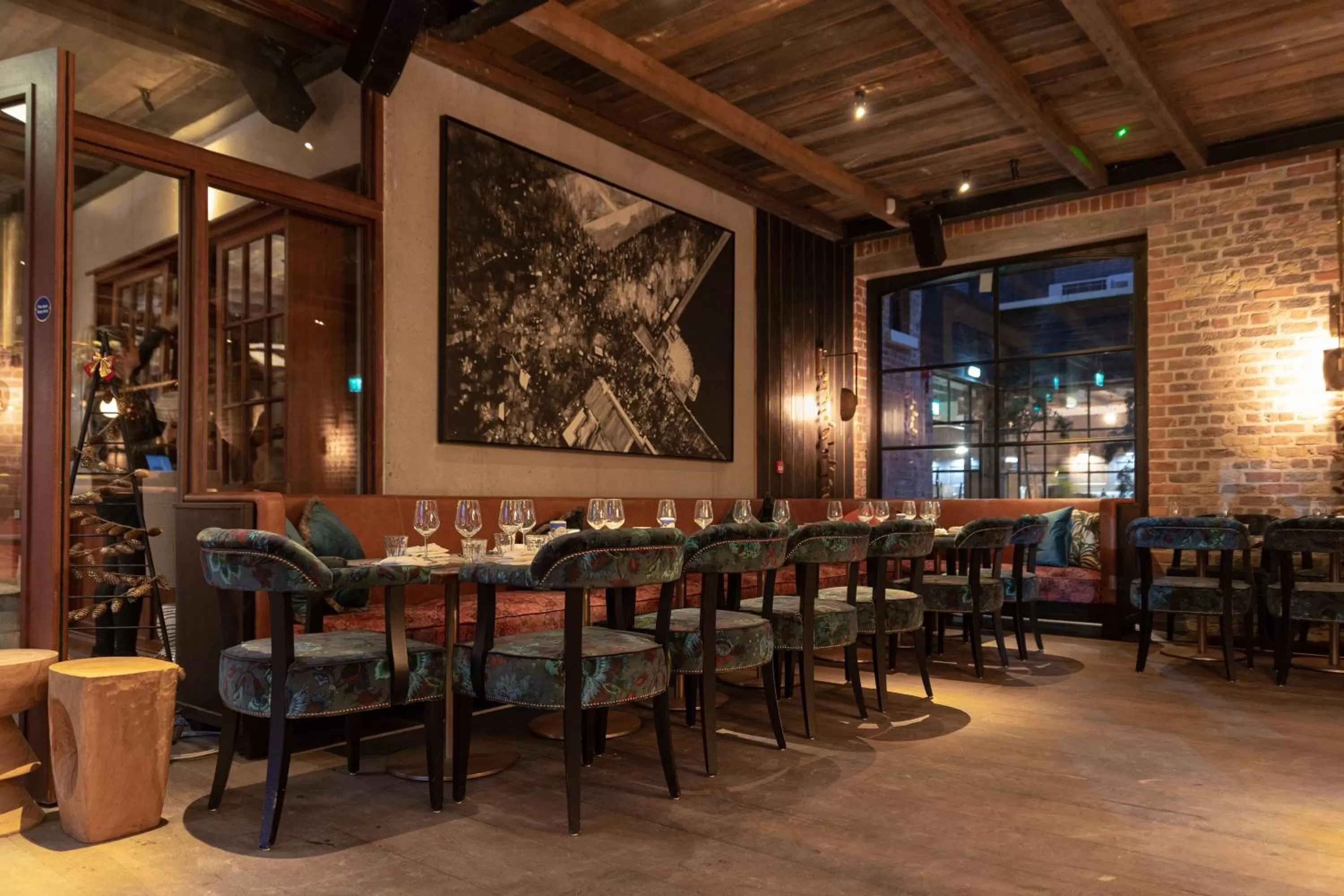 Restaurant/places to eat in The Mayson