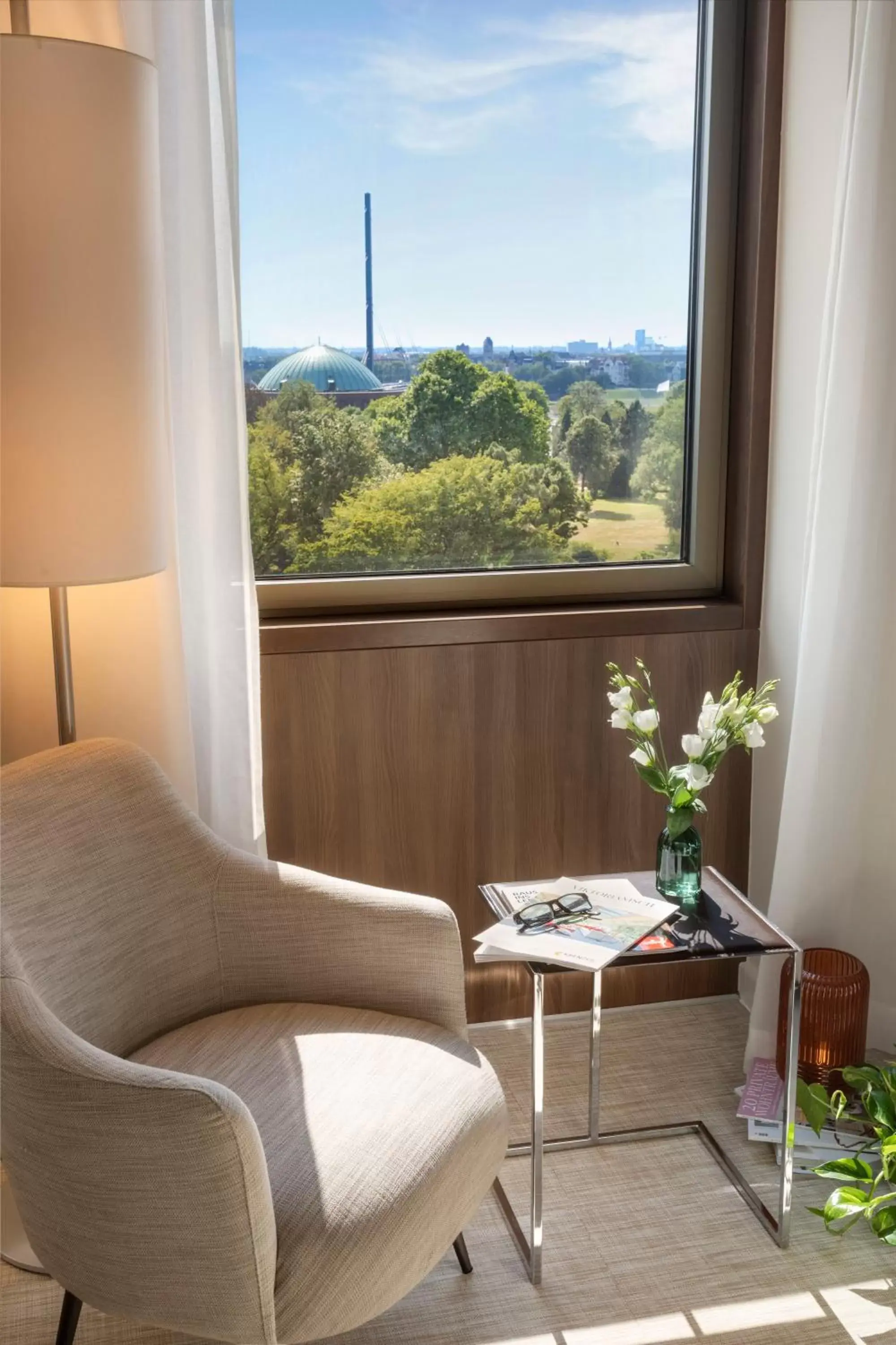 Living room, Seating Area in Meliá Düsseldorf