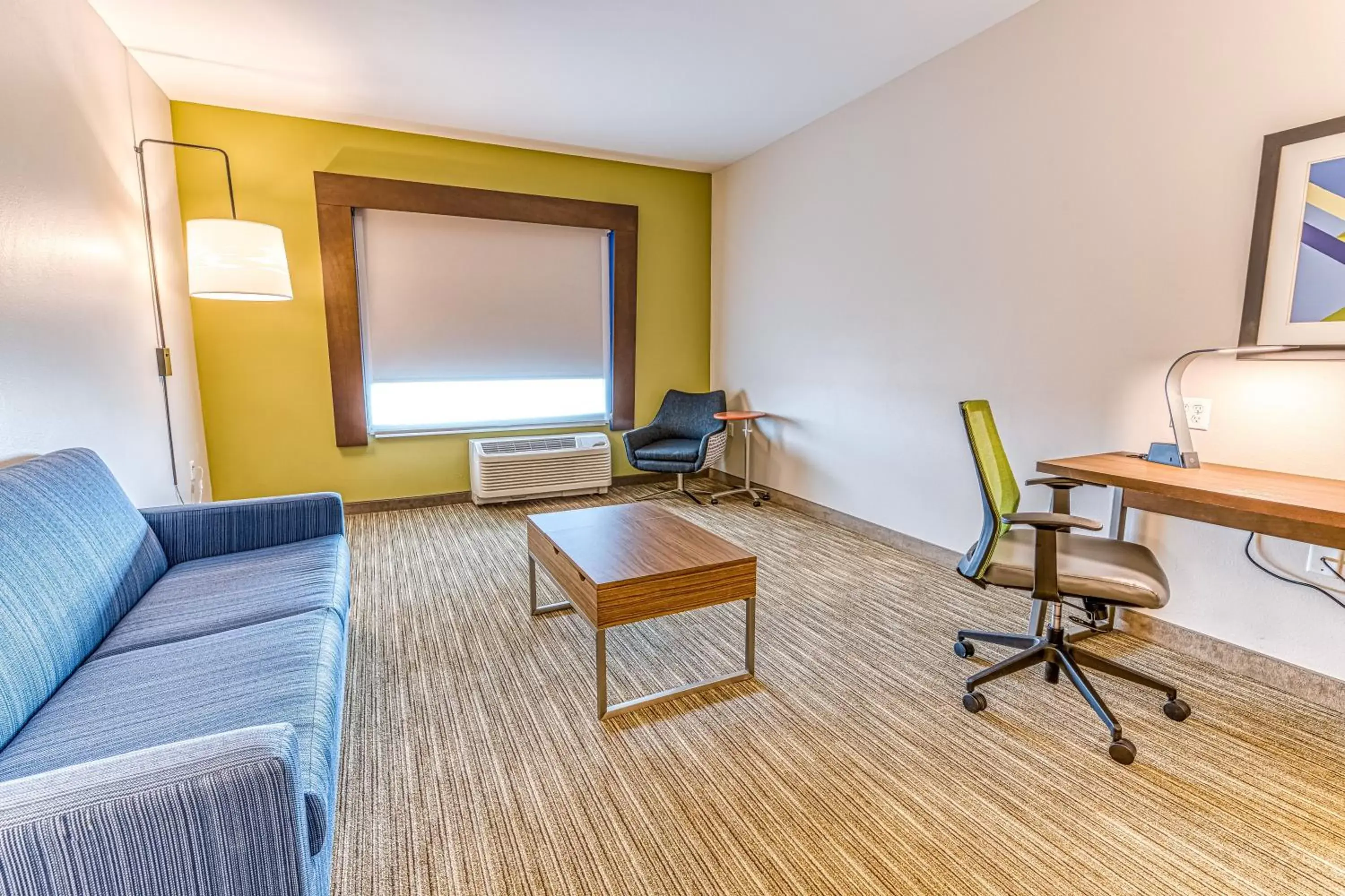 Photo of the whole room, Seating Area in Holiday Inn Express & Suites - Rantoul, an IHG Hotel