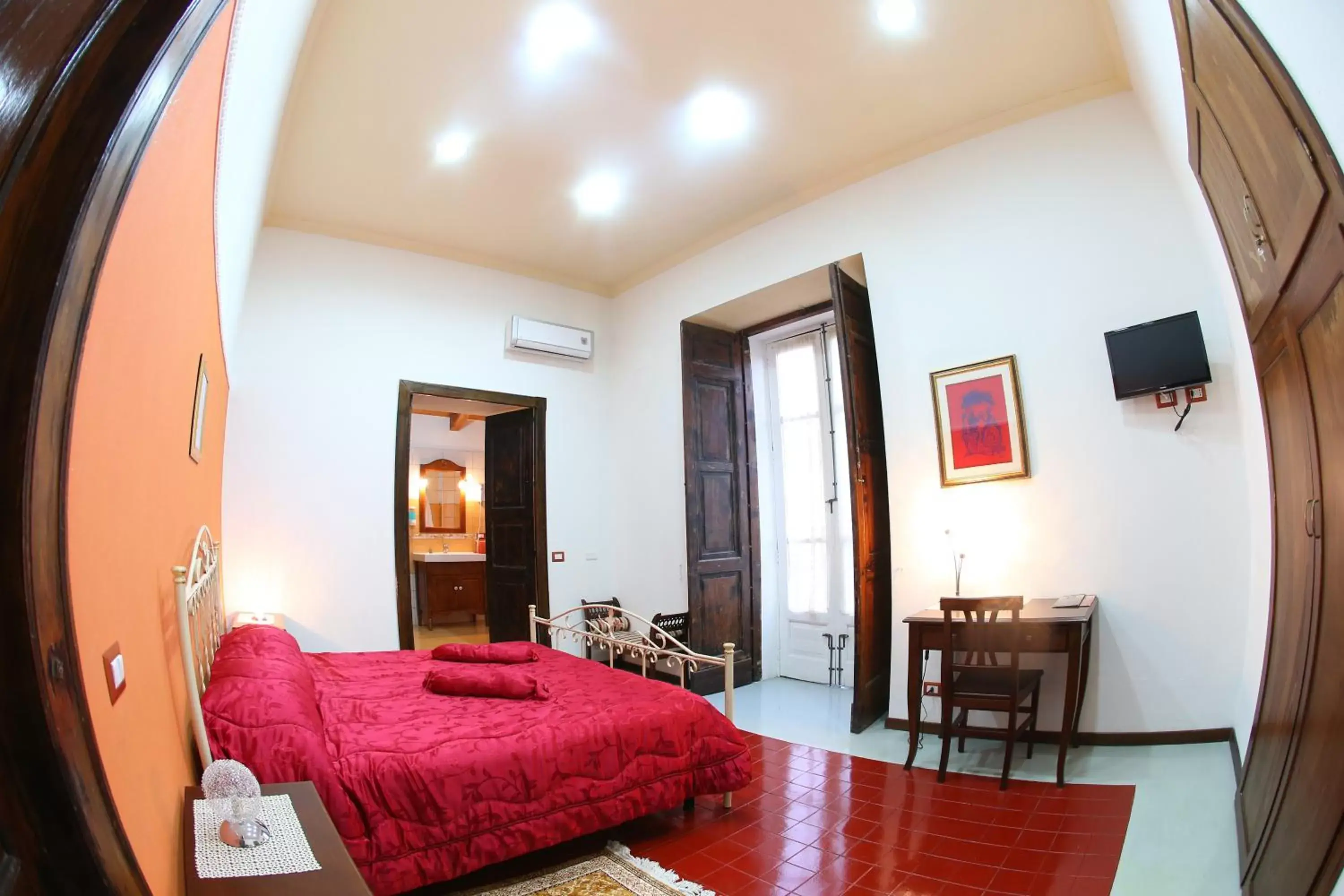 Twin Room with Balcony - single occupancy in Casa Lissania Twin Room with Balcony - single occupancy in Casa Lissania