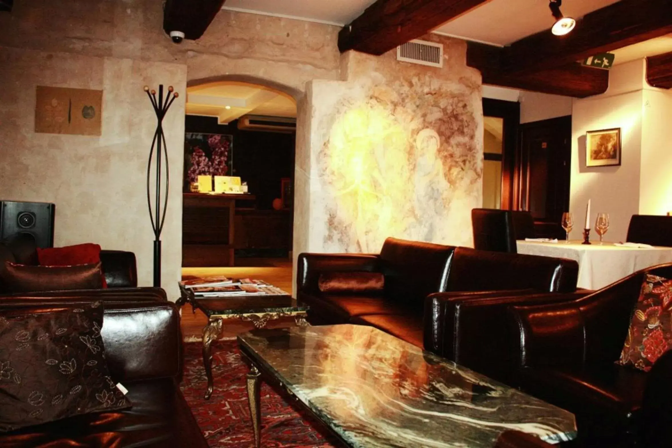 Lounge or bar, Lobby/Reception in St. Peter's Boutique Hotel