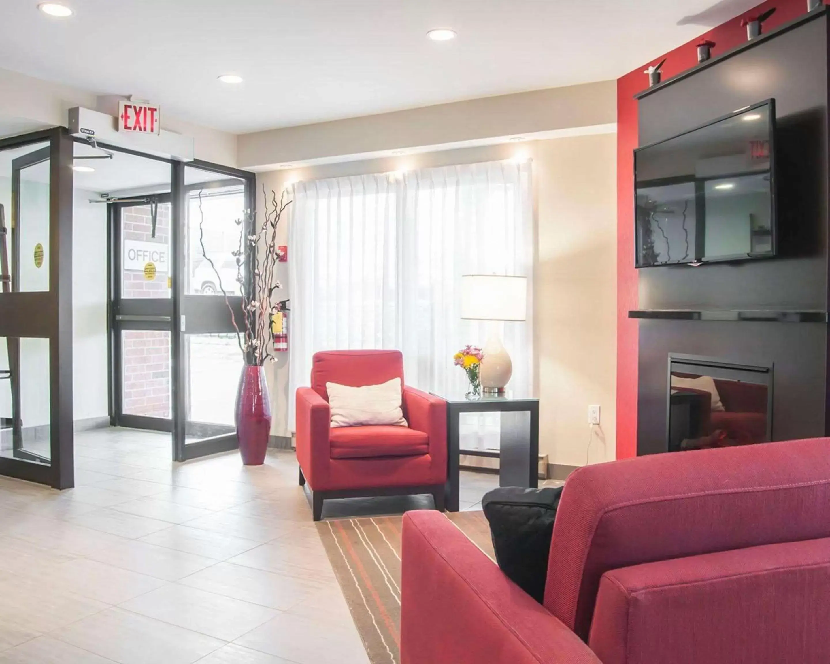 Lobby or reception, Seating Area in Comfort Inn Fredericton