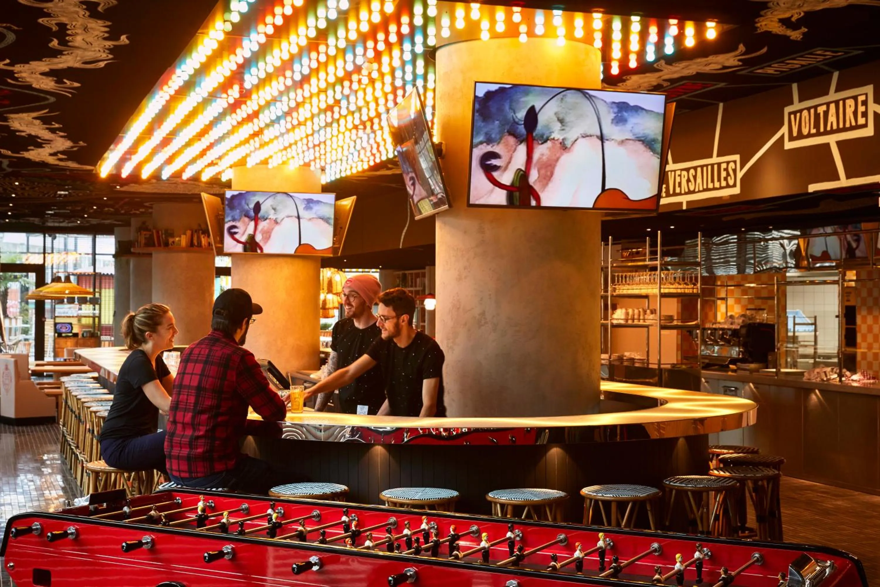 Lounge or bar in Mama Shelter Paris West