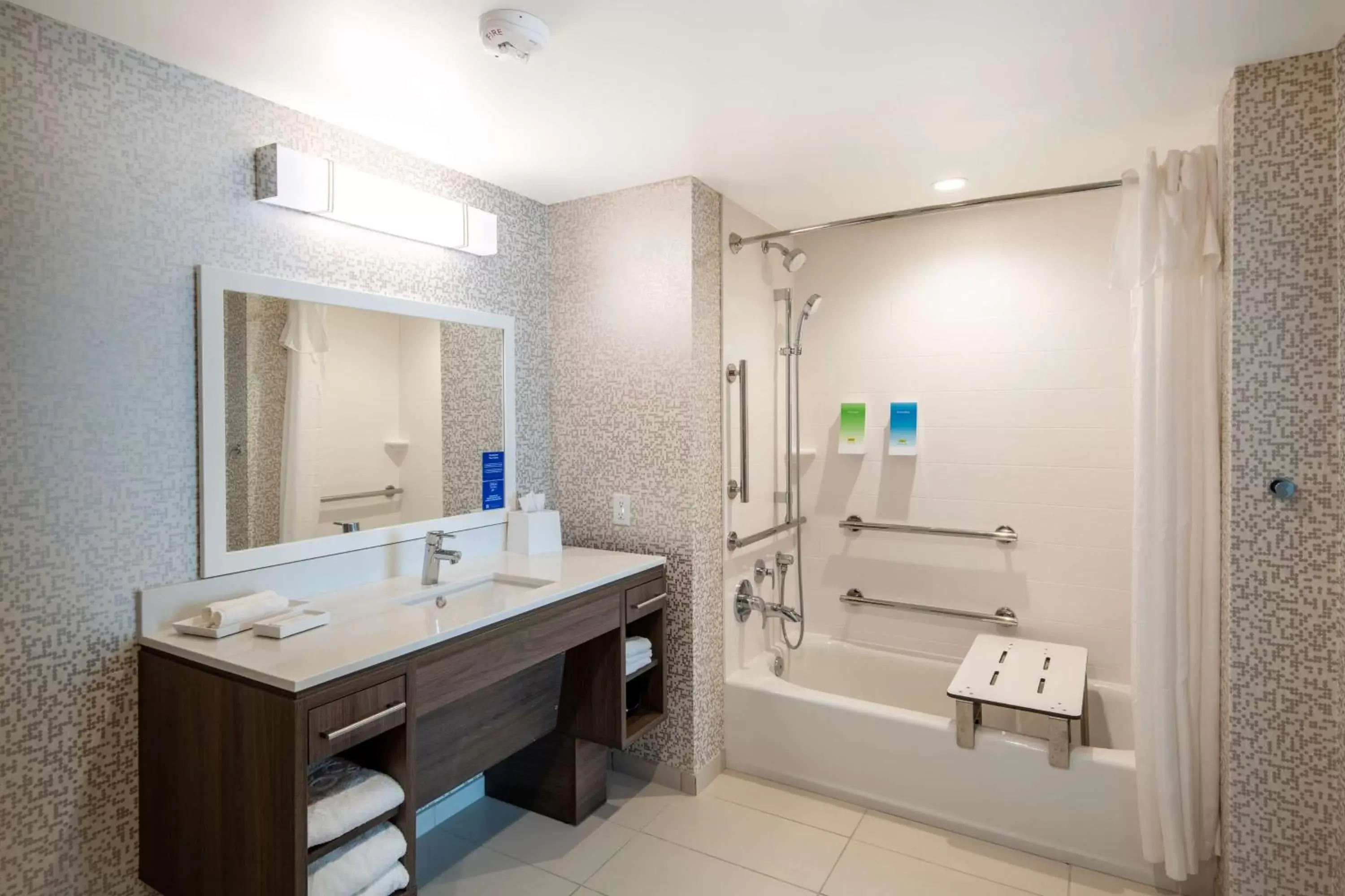 Bathroom in Home2 Suites By Hilton Phoenix Airport North, Az