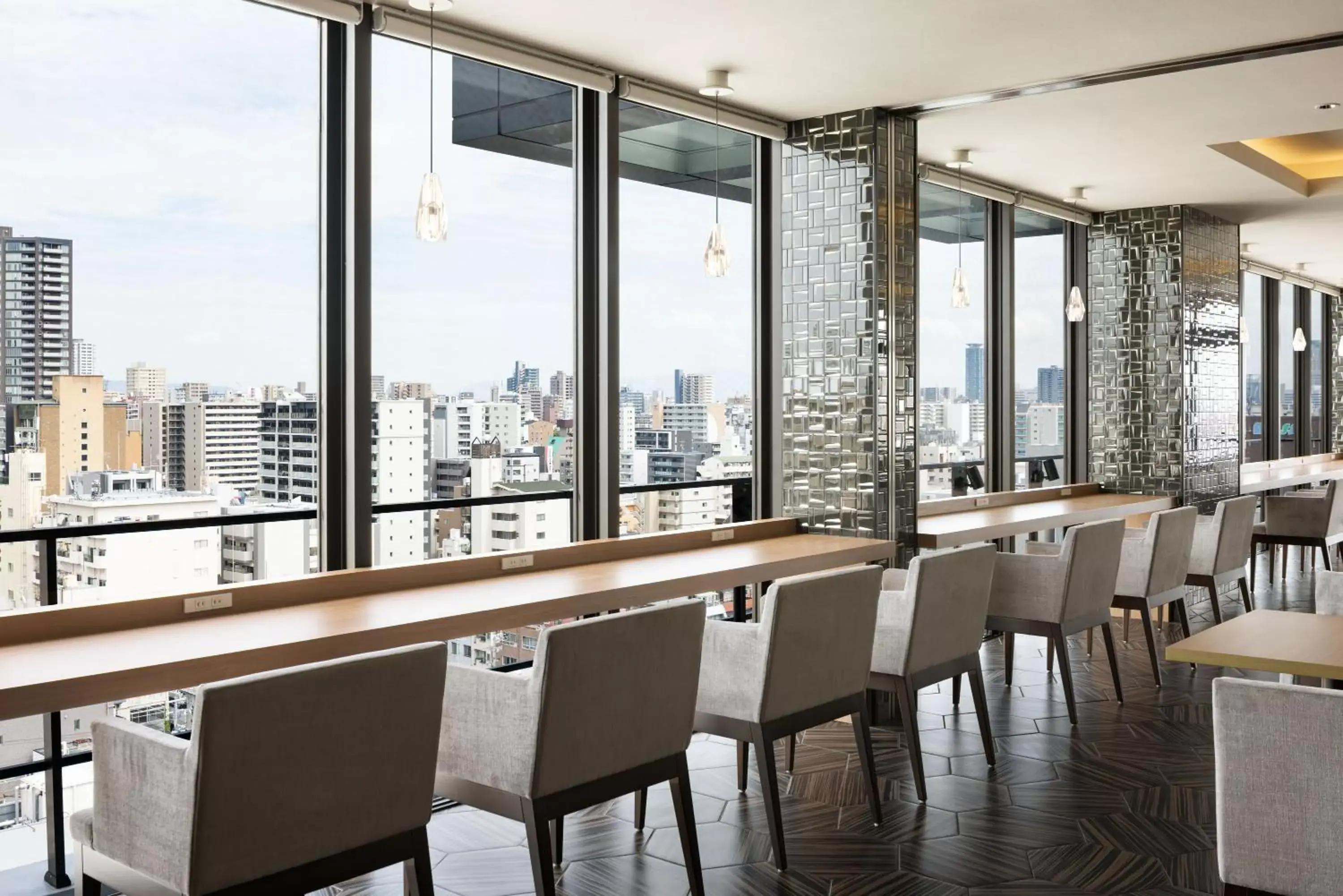 Restaurant/places to eat in the b namba-kuromon Restaurant/places to eat in the b namba-kuromon