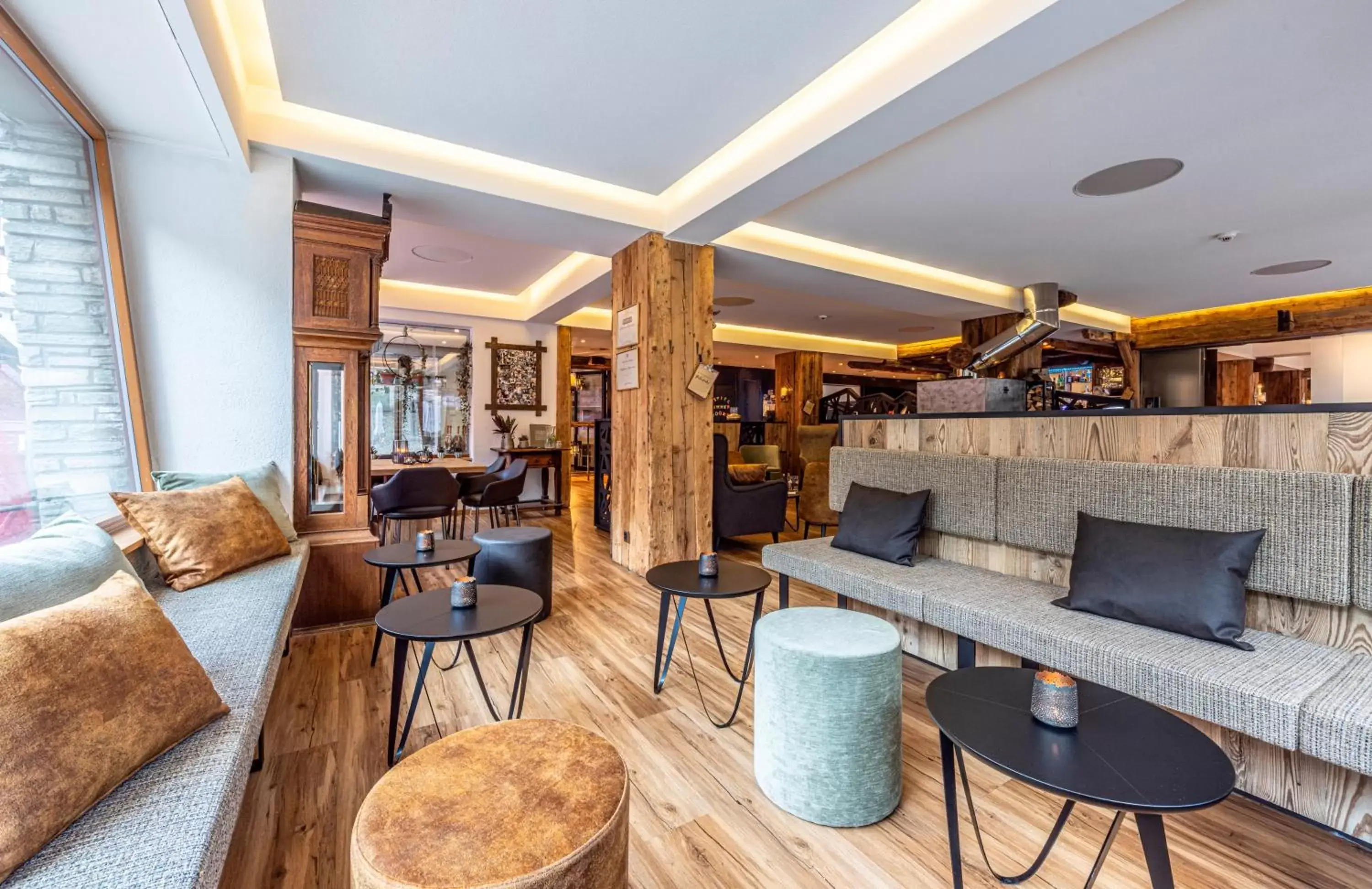 Lobby or reception, Lounge/Bar in Hotel Bristol