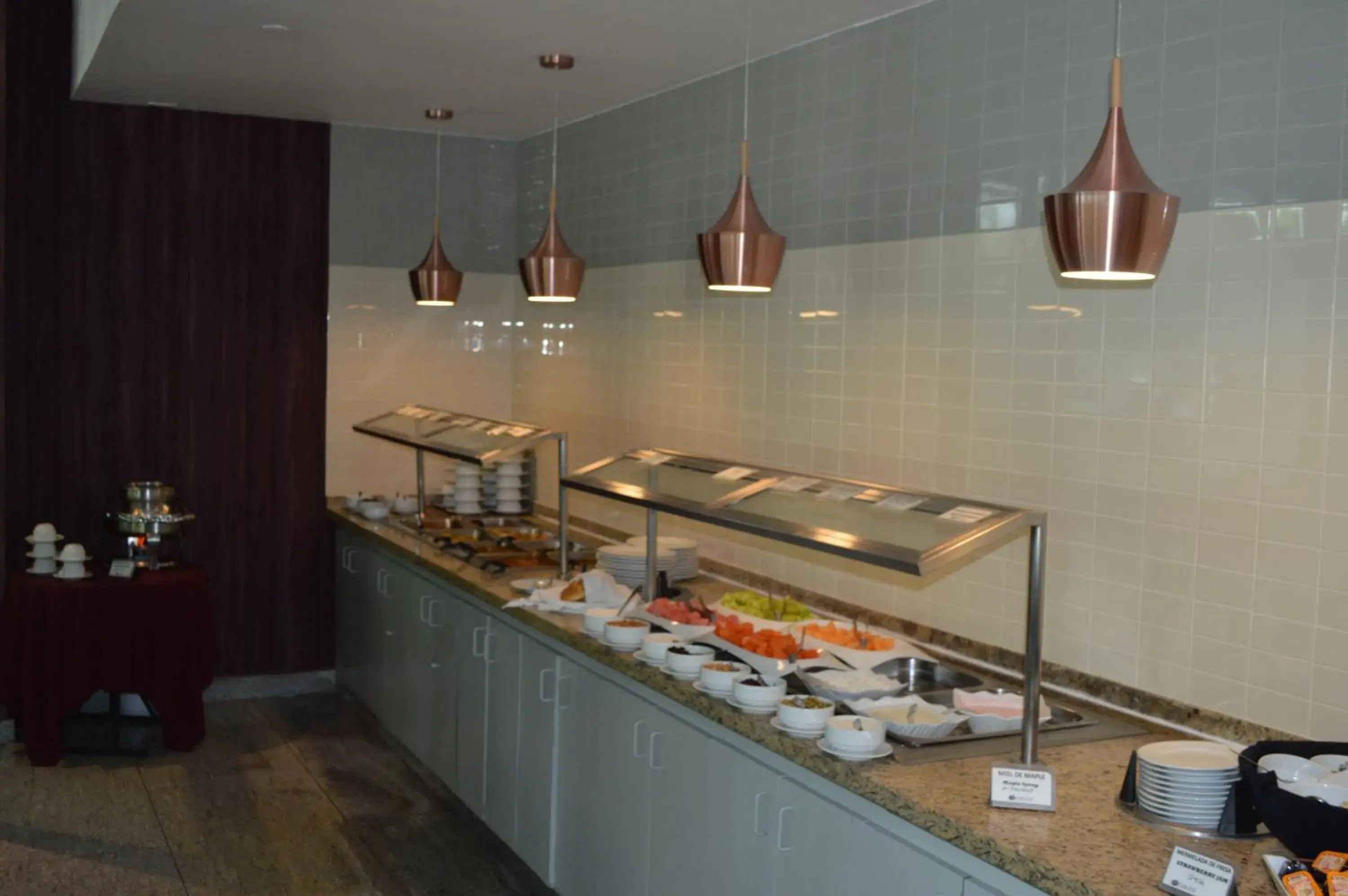 Restaurant/places to eat, Kitchen/Kitchenette in Casa Inn Business Hotel Celaya