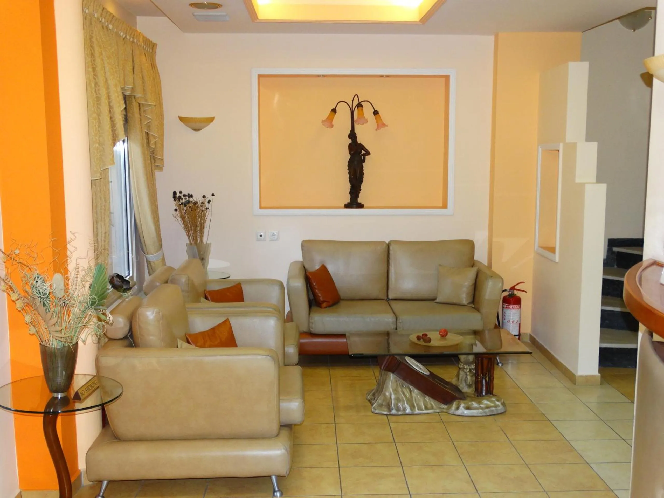 Lobby or reception in Faros II