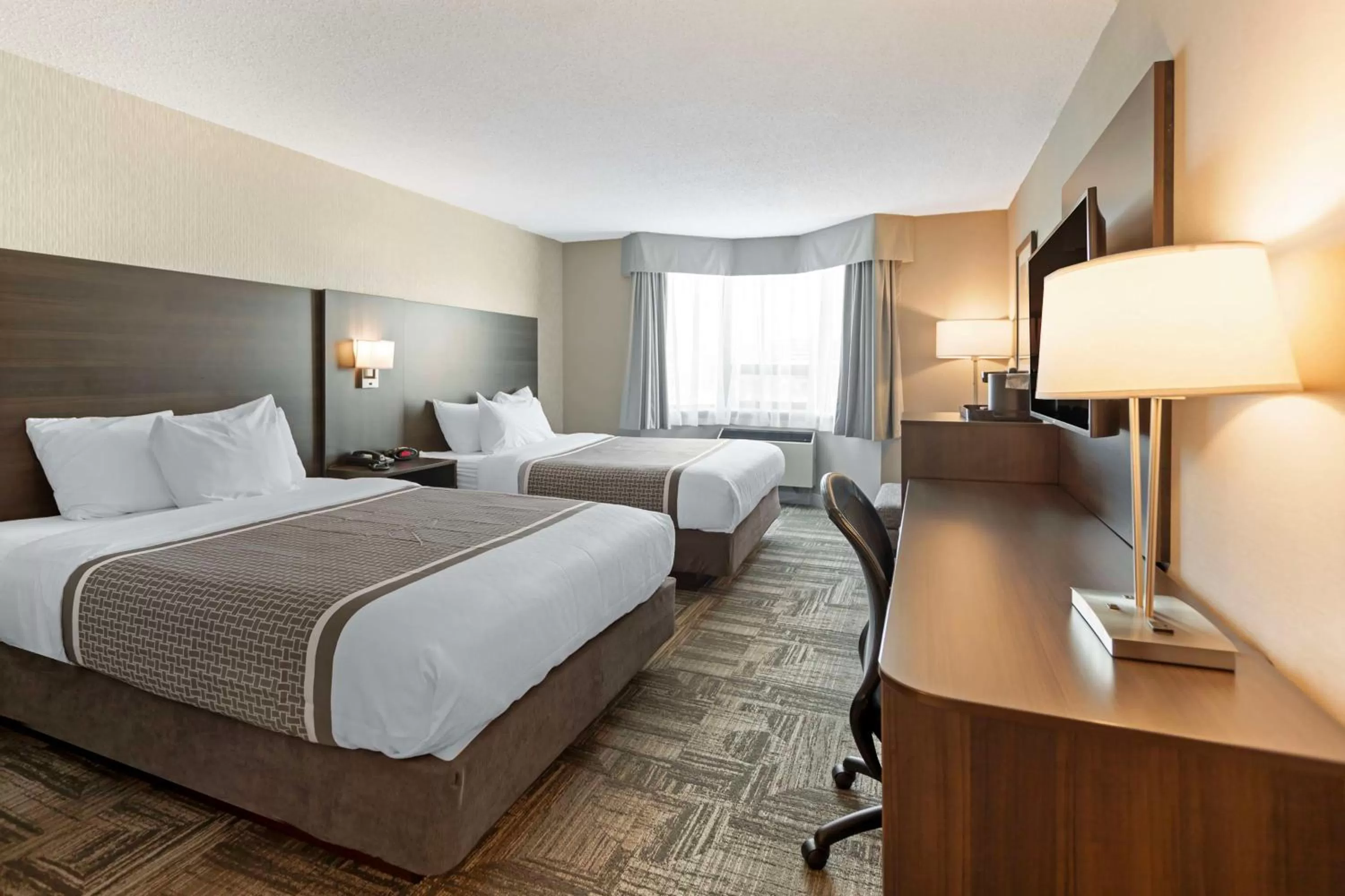 Bedroom, Bed in Best Western Milton