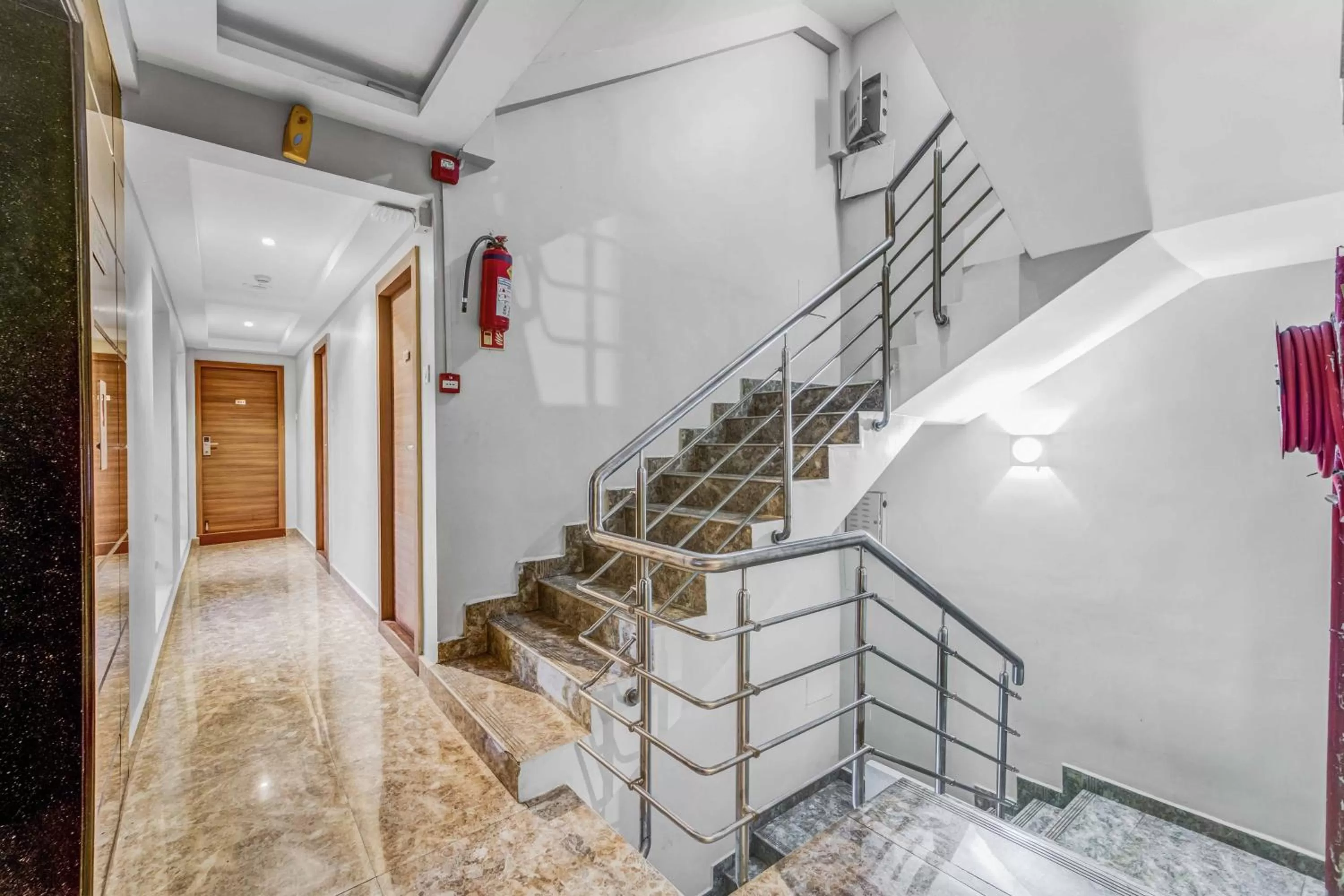 Property building in Upar Hotels Cinecity Kodambakkam RAGHAVENDRA MANDAPAM