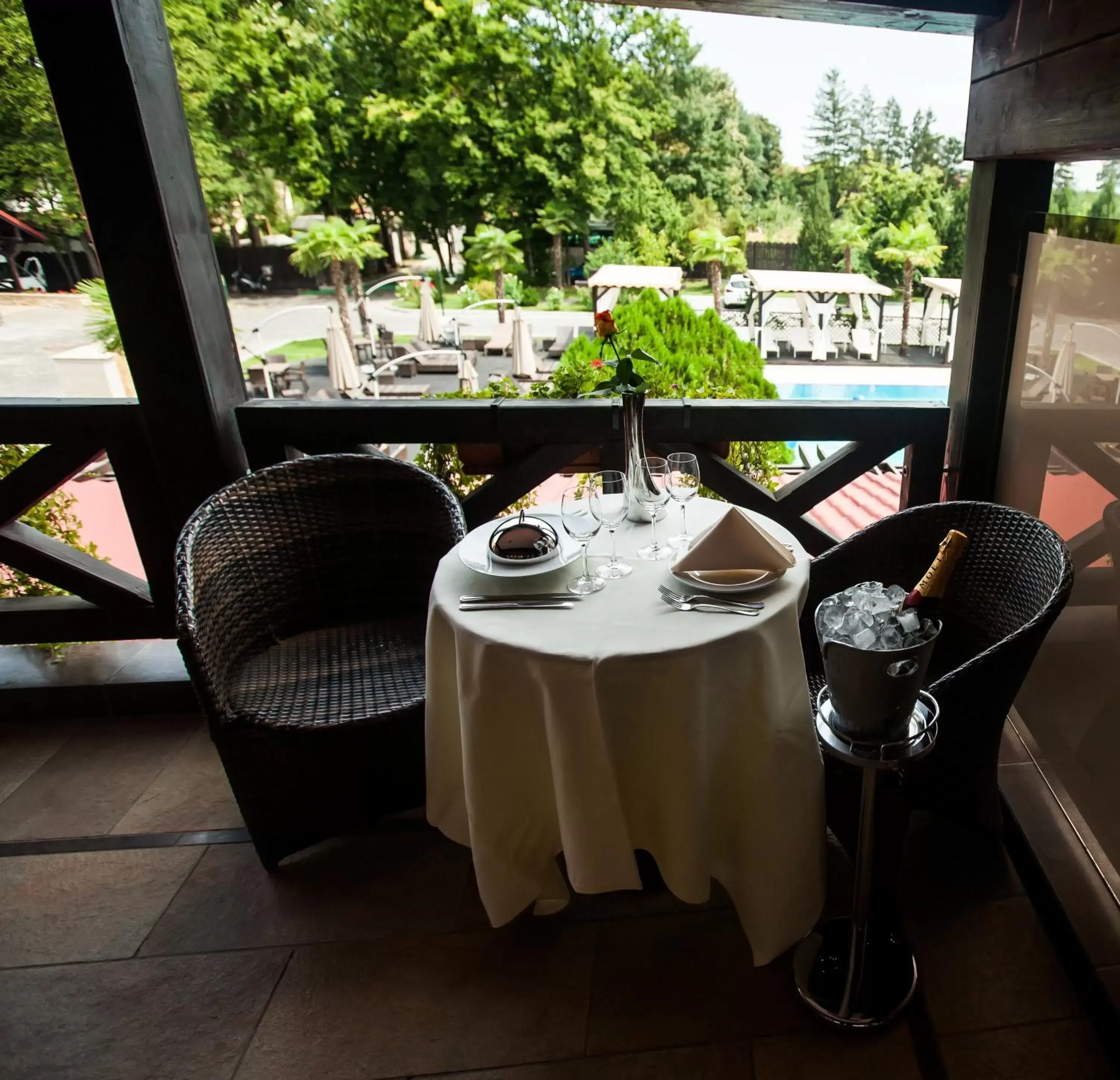 Balcony/Terrace, Restaurant/Places to Eat in Hotel Snagov Club