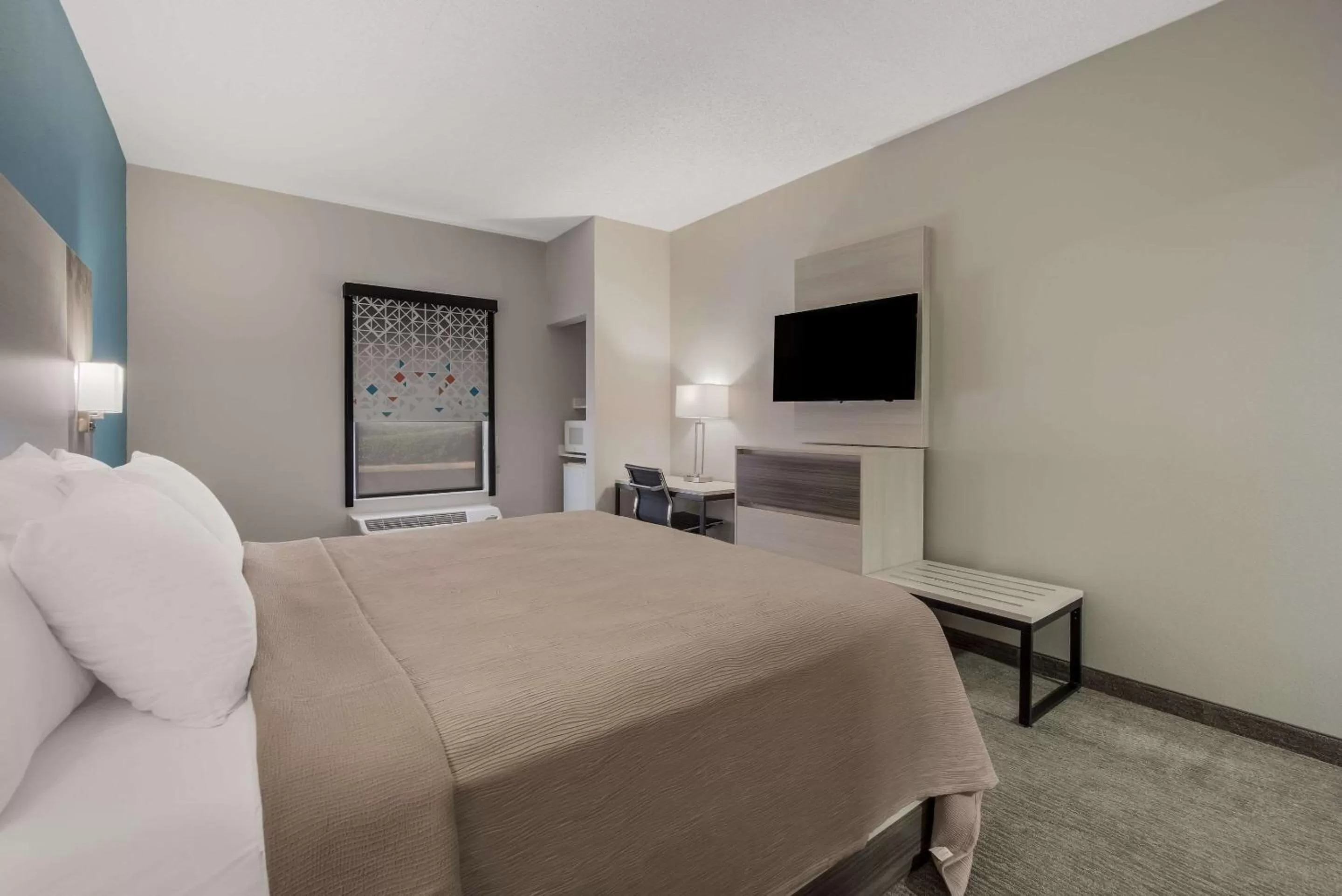 Bedroom, Bed in Quality Inn & Suites Aiken South