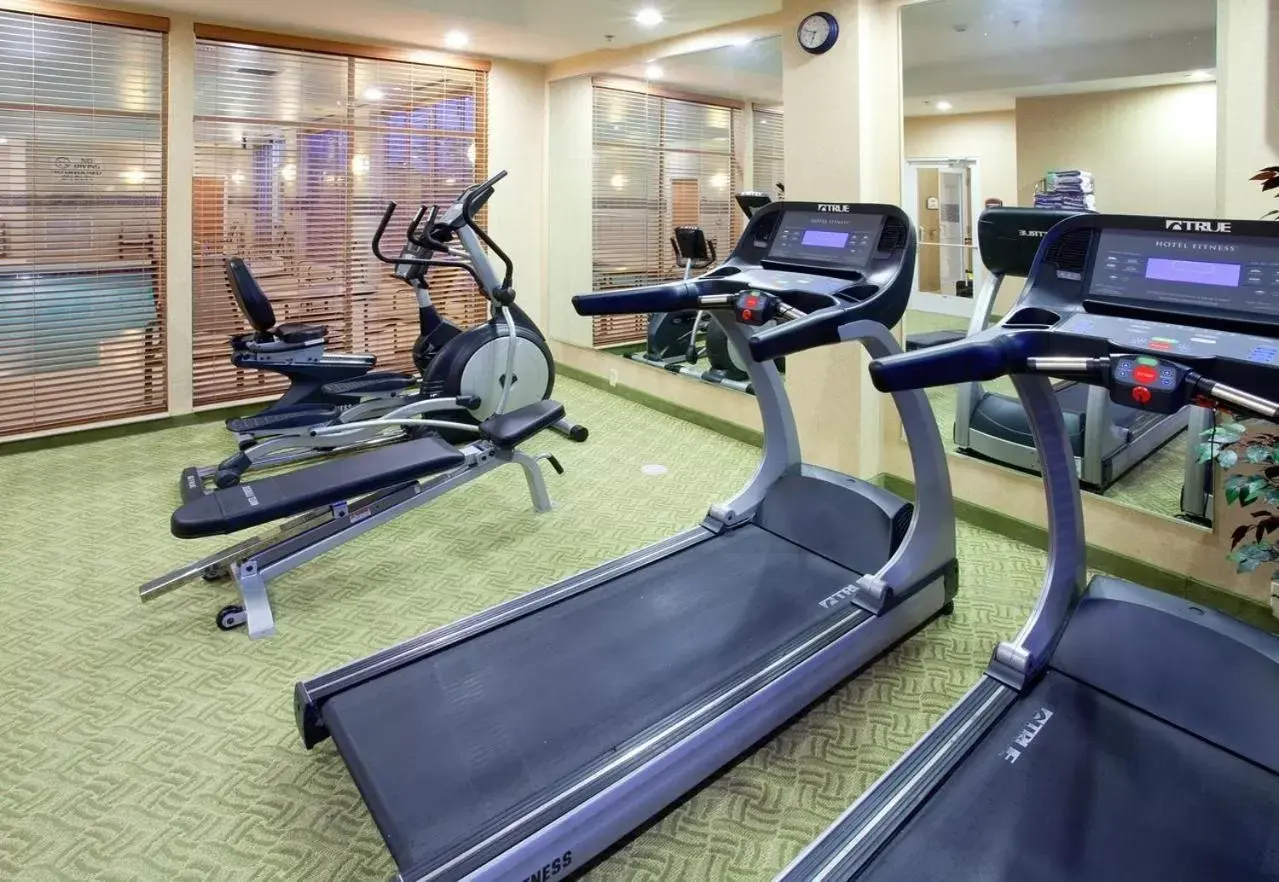Fitness centre/facilities, Fitness Center/Facilities in Southpark Hotel