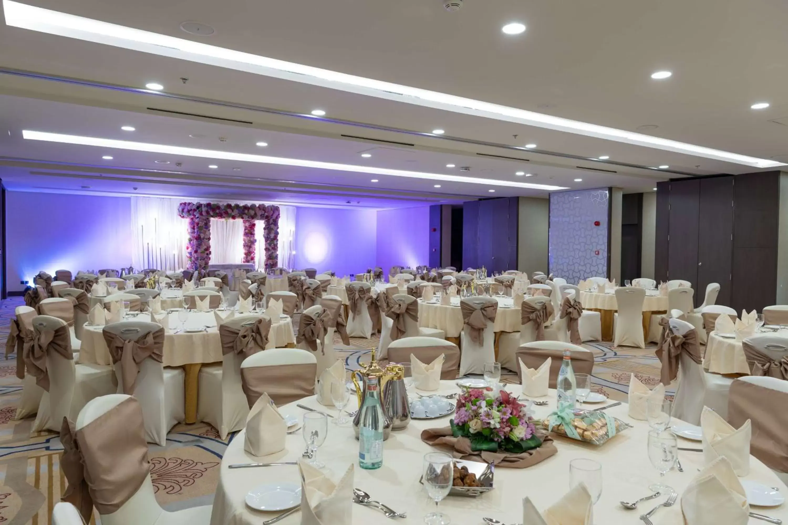 wedding, Banquet Facilities in Radisson Blu Hotel, Jeddah Corniche