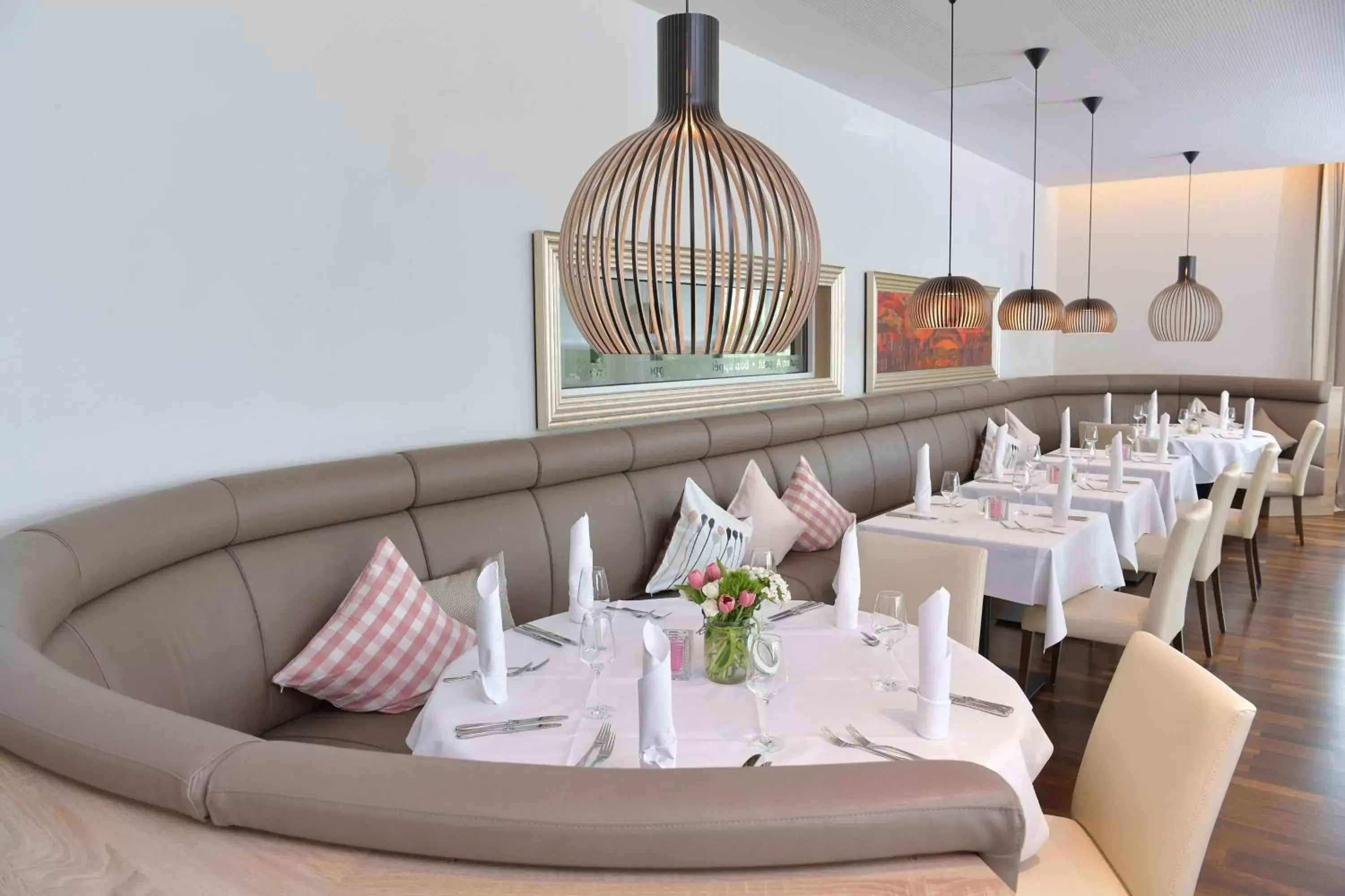 Restaurant/Places to Eat in Best Western Queens Hotel Pforzheim-Niefern