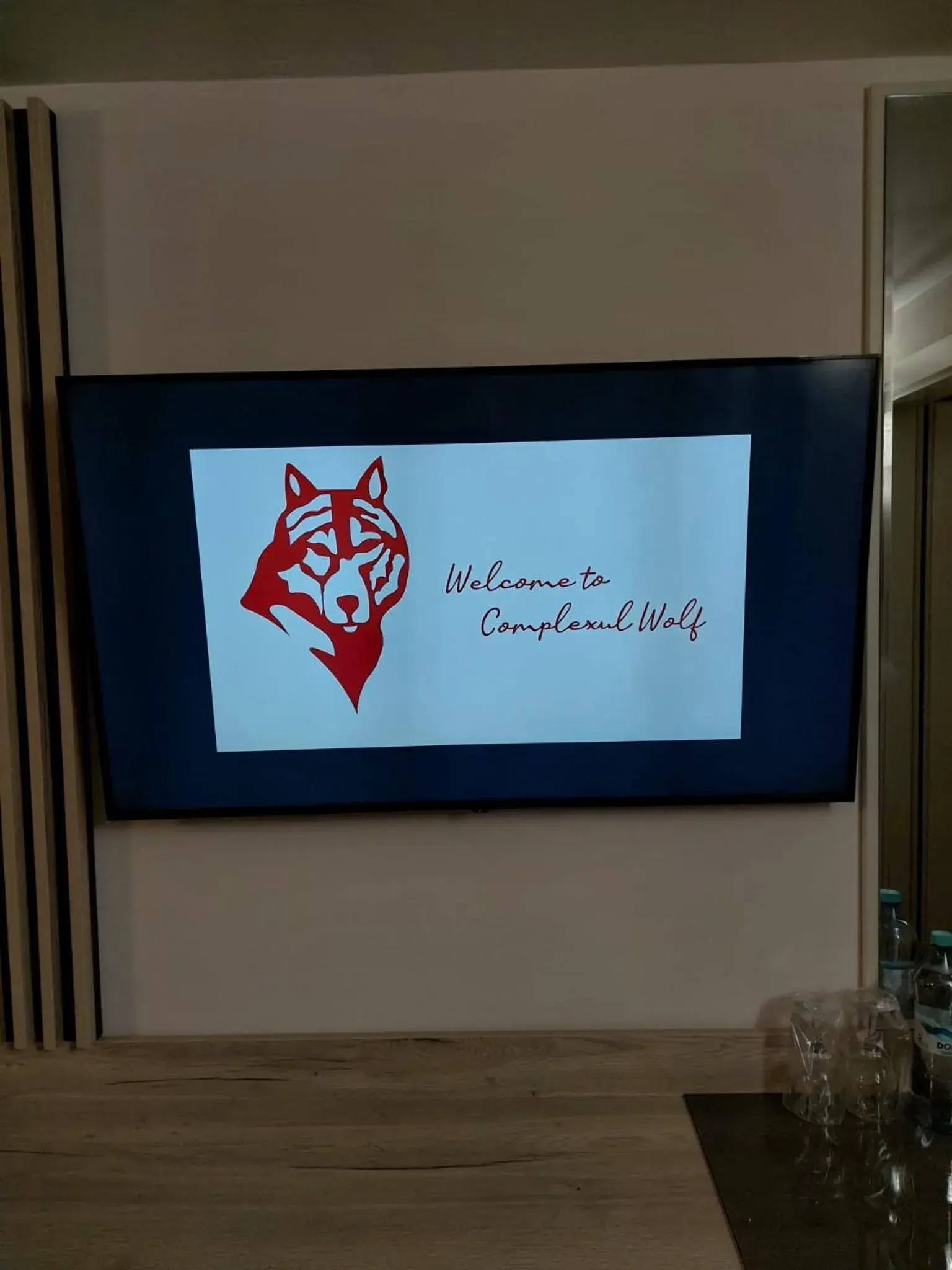 Hotel Wolf 2