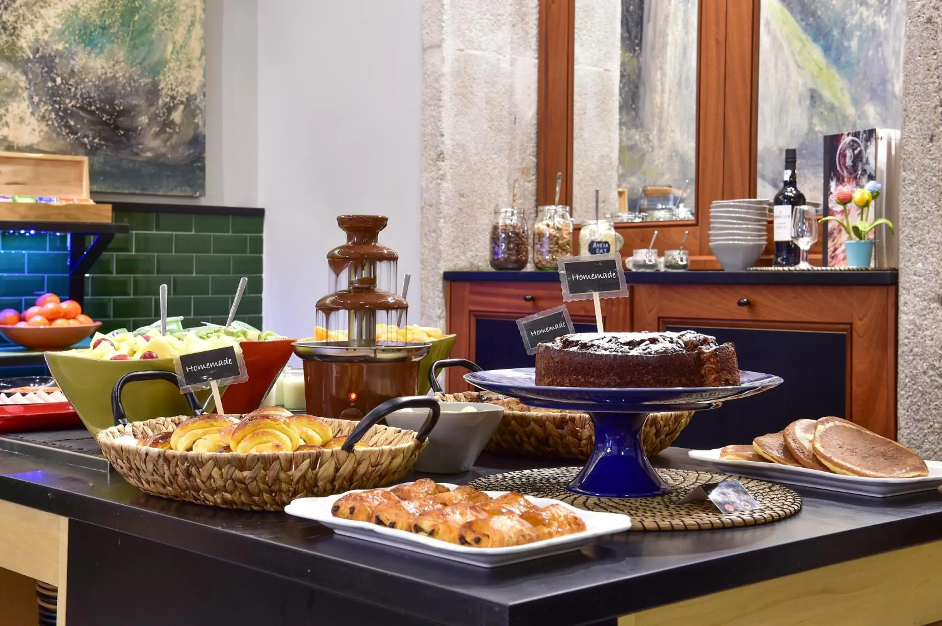 Food in The House Ribeira Porto Hotel - S.Hotels Collection