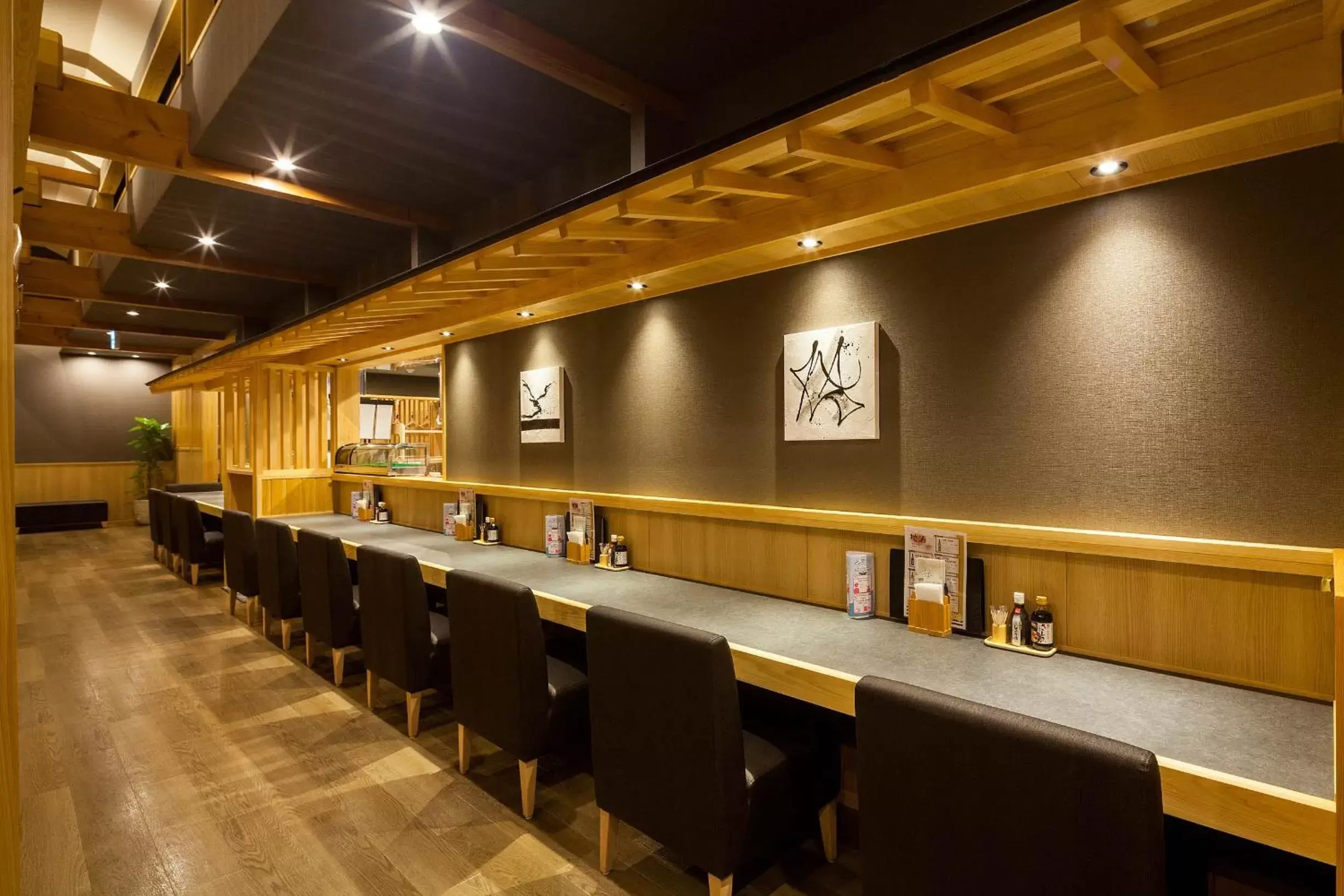 Restaurant/places to eat in Hotel Route-Inn Tsuyama Ekimae