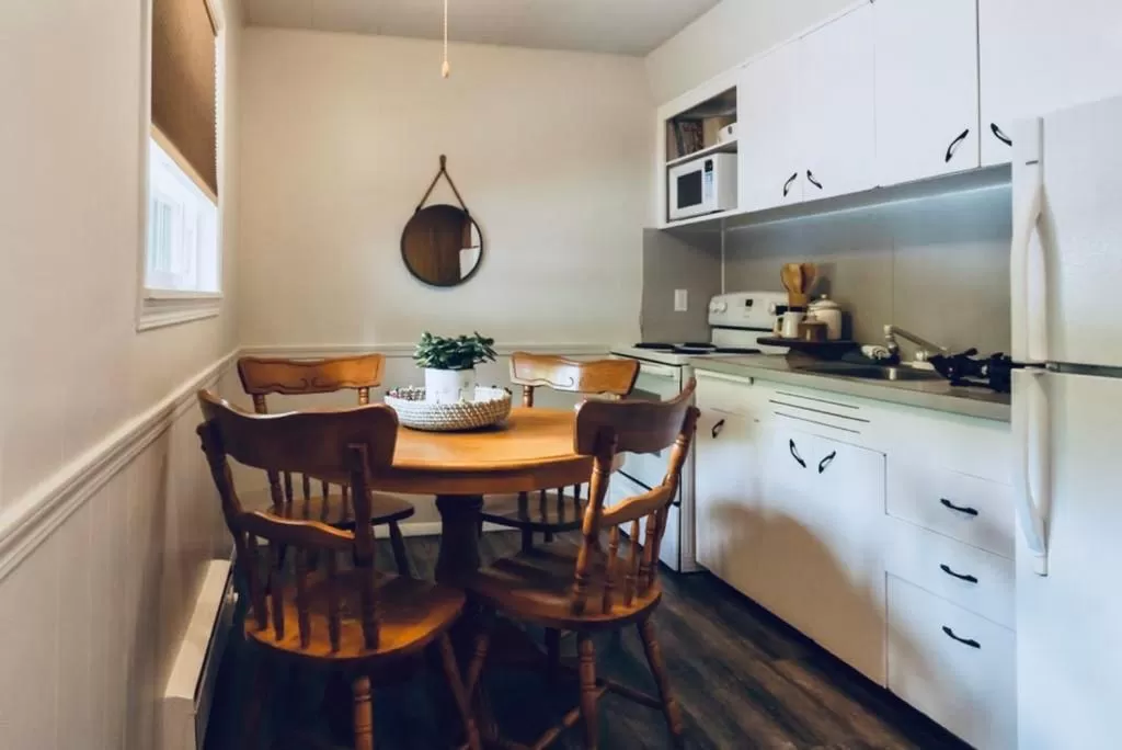 Kitchen or kitchenette, Kitchen/Kitchenette in Barefoot Villas and Retreat