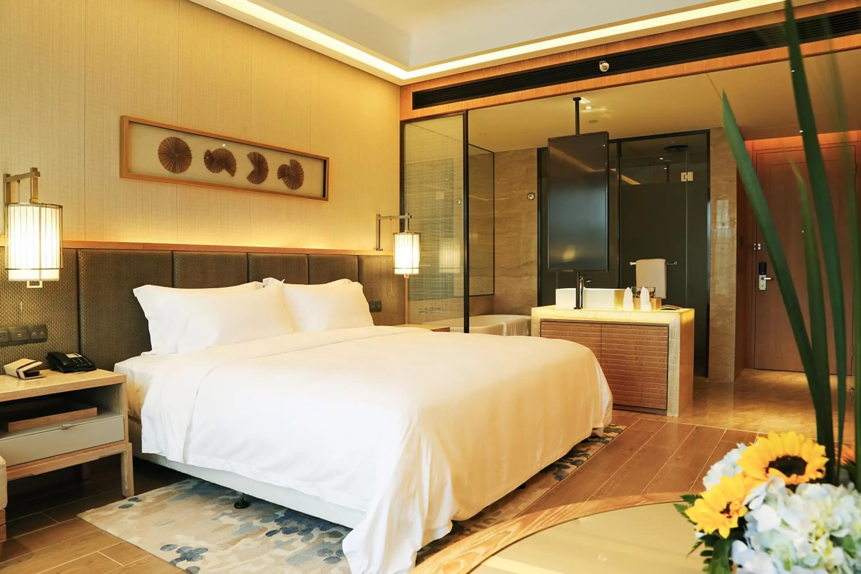Bedroom, Bed in Harman Resort Hotel Sanya
