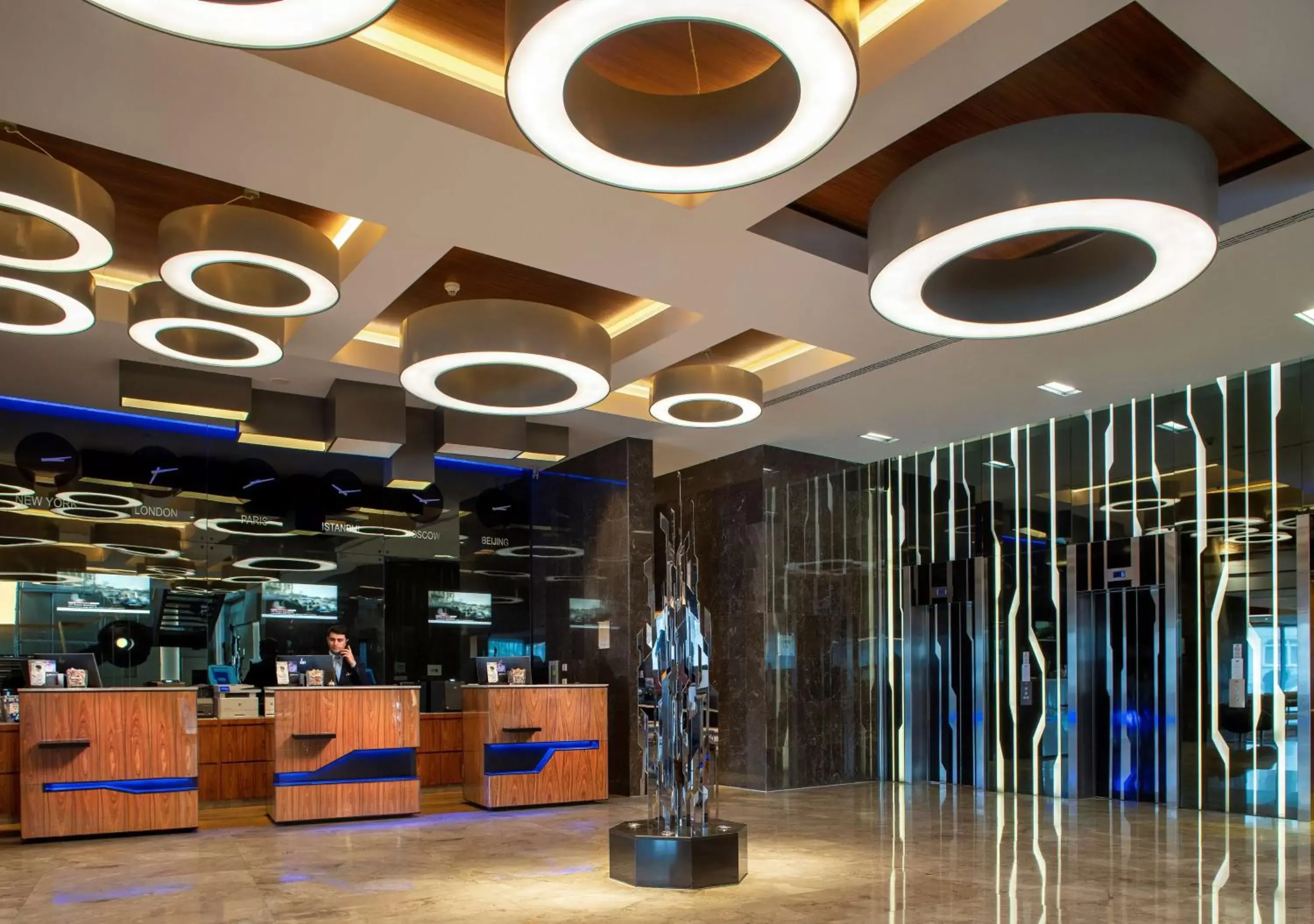 Lobby or reception in Radisson Blu Hotel Istanbul Asia