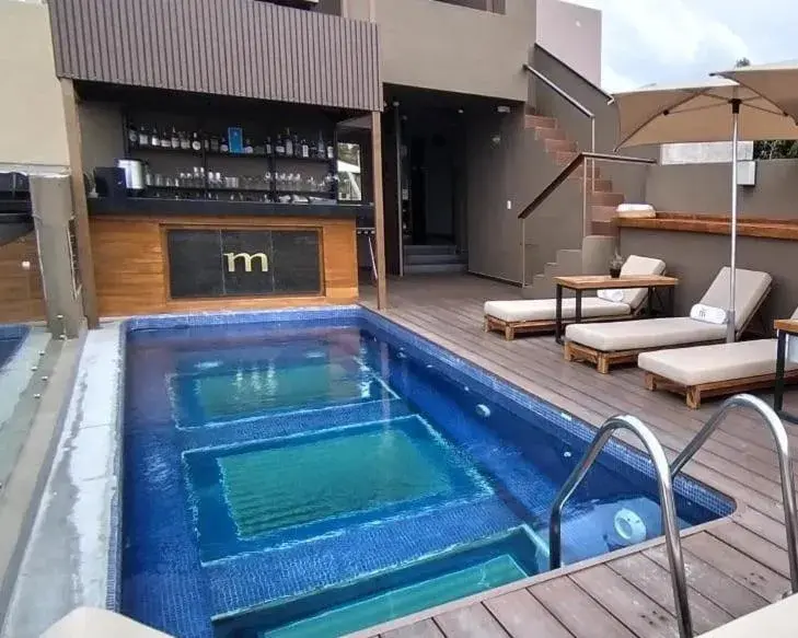 Swimming Pool in Hotel Madi