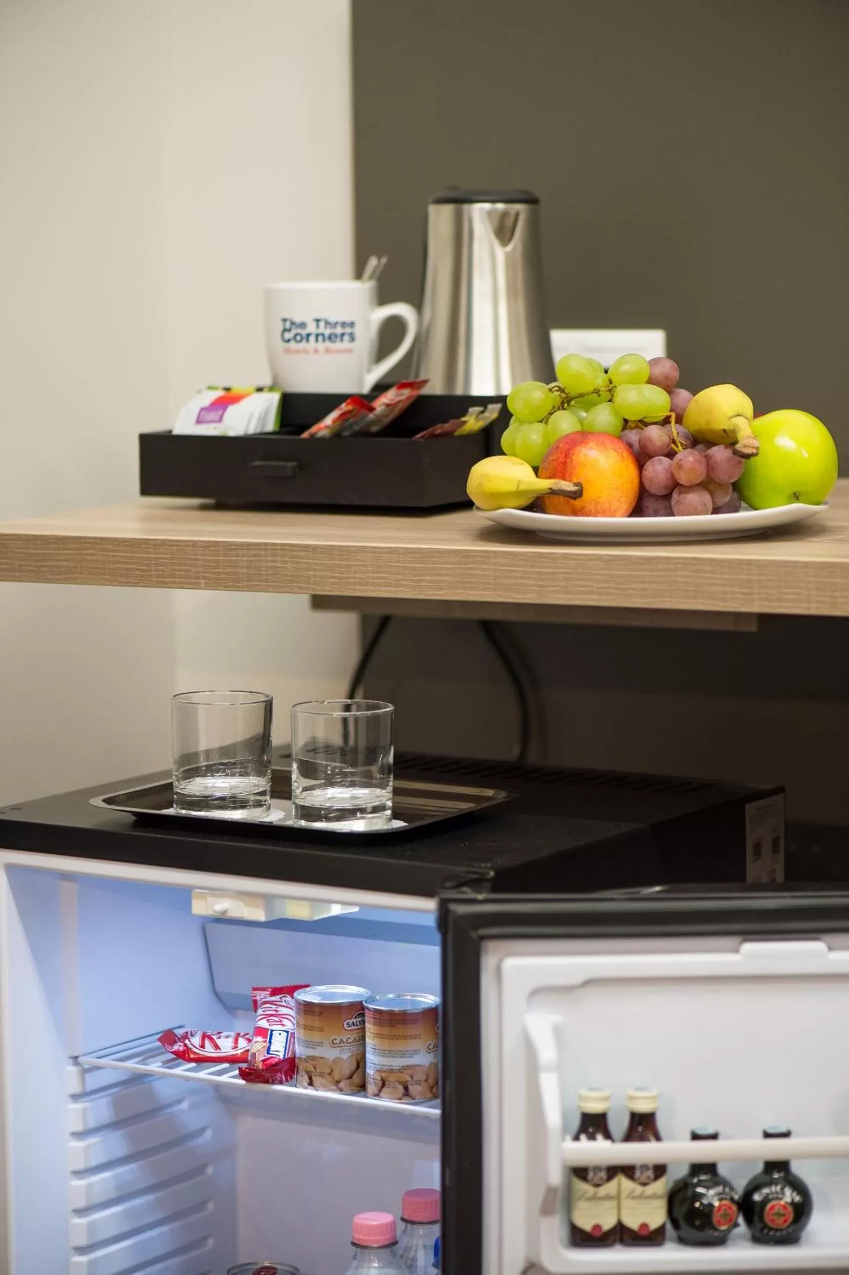 Coffee/tea facilities in Three Corners Lifestyle Hotel