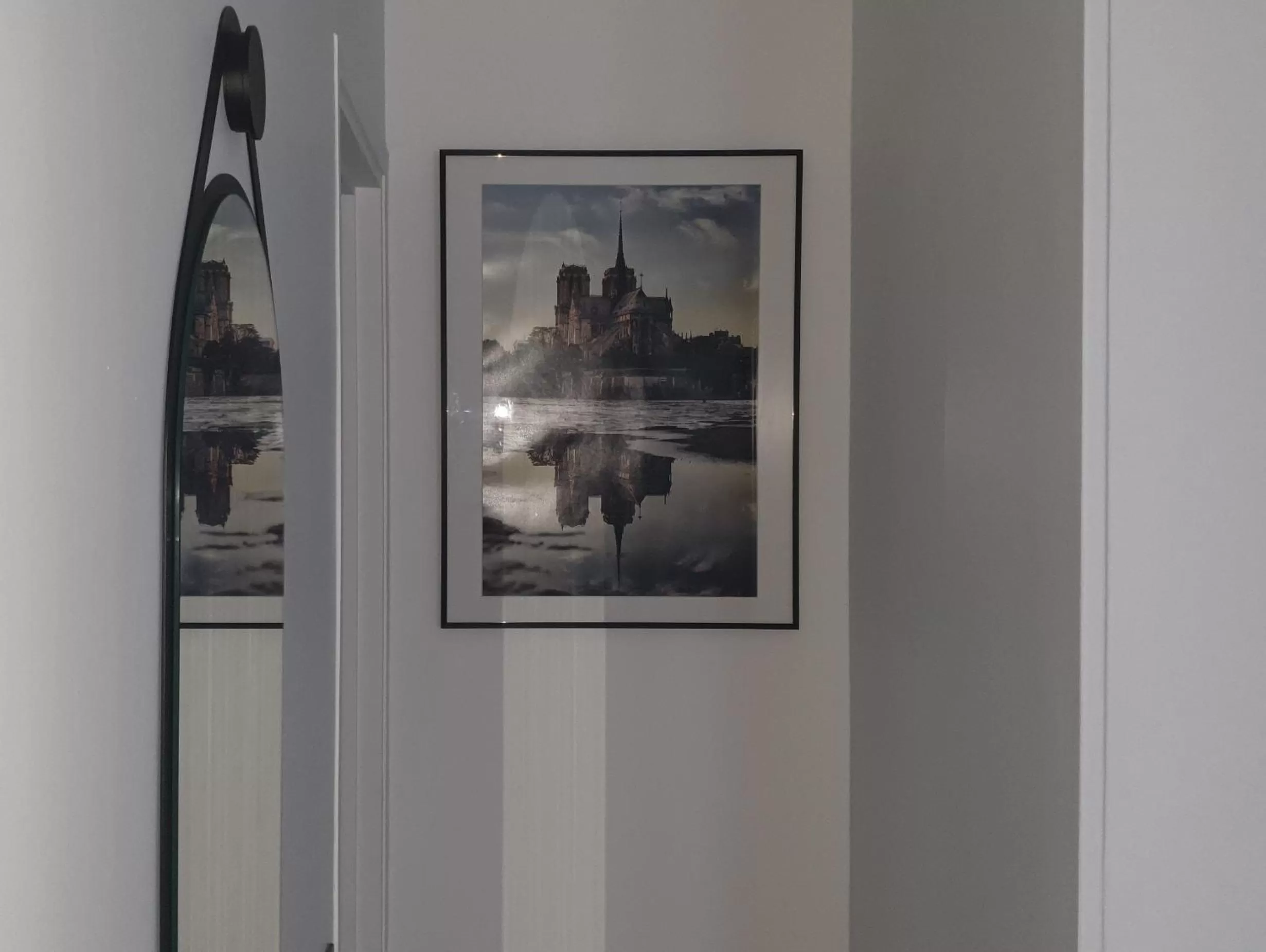 Decorative detail in Acacias Etoile