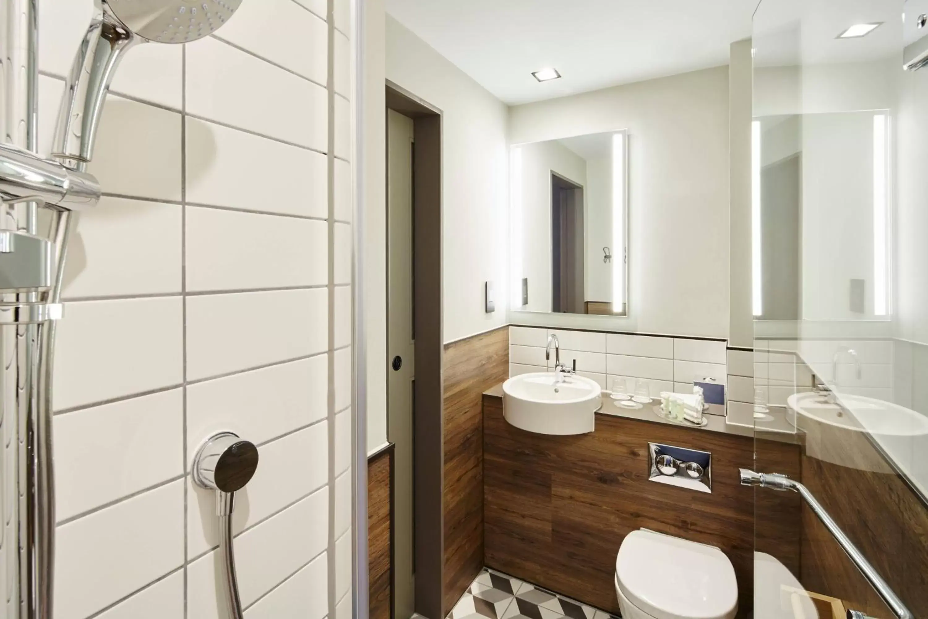 Bathroom in Residence Inn by Marriott London Tower Bridge