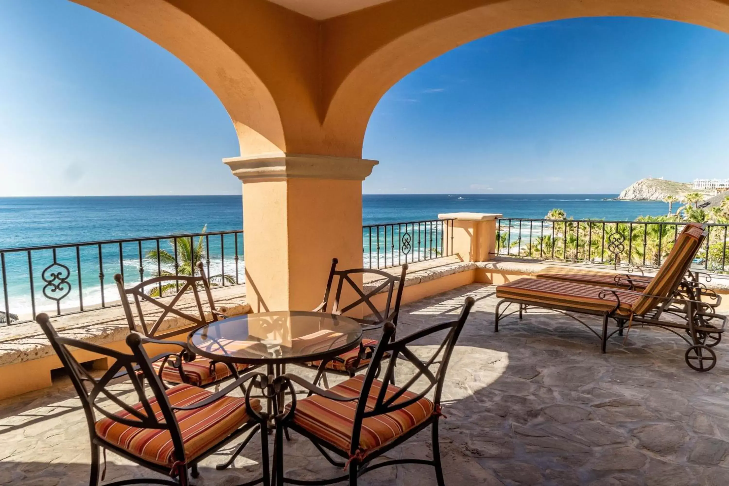 Photo of the whole room in Hacienda del Mar Los Cabos