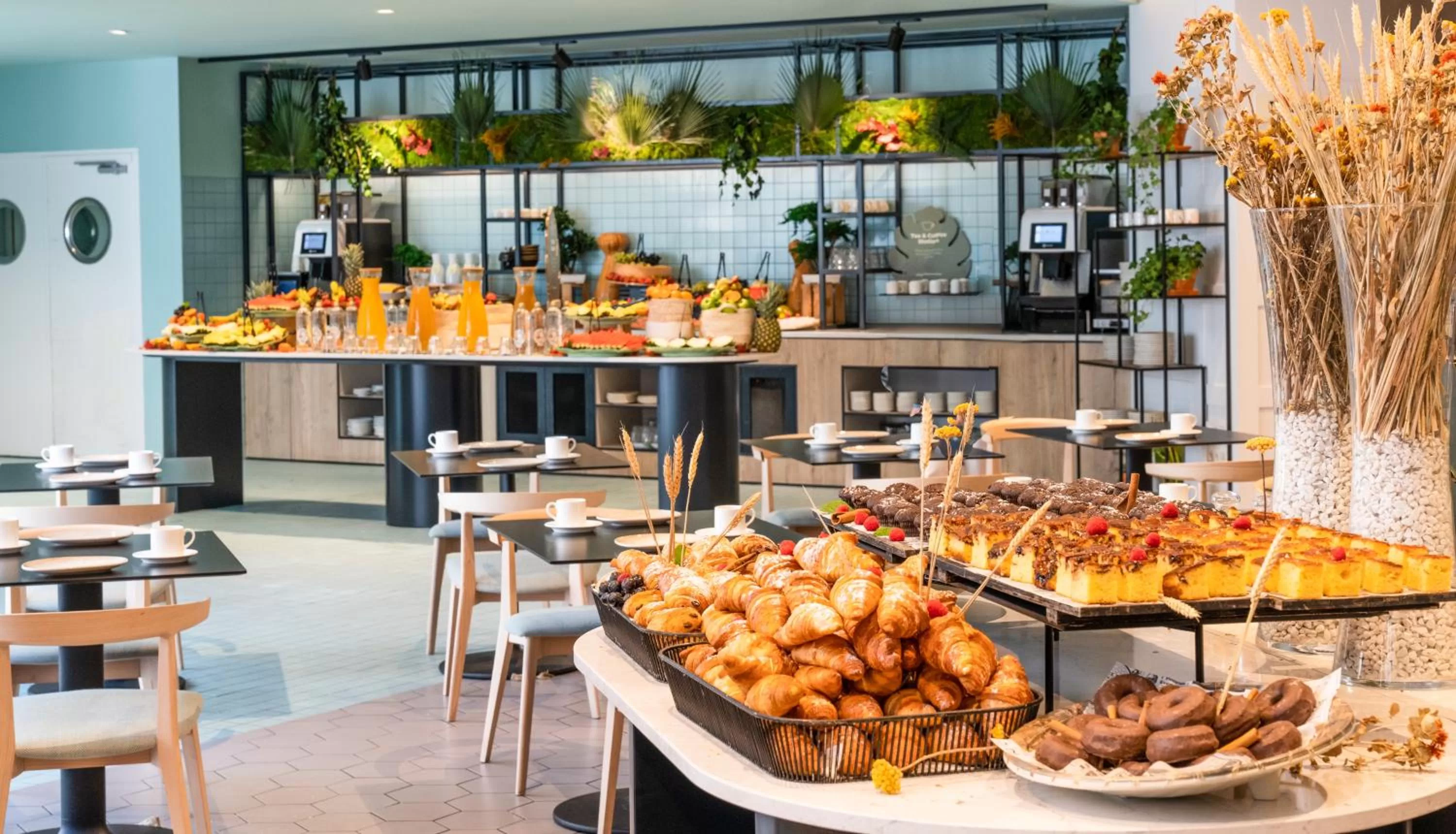 Breakfast in Novotel Campo De Las Naciones