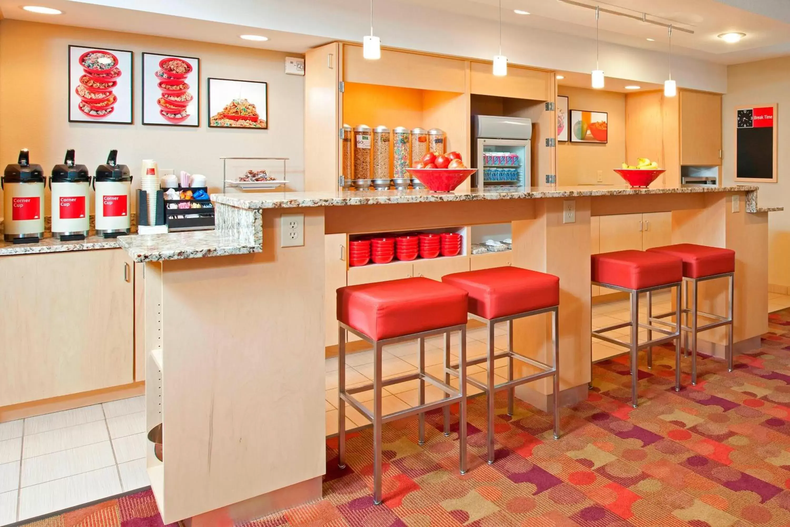 Breakfast, Restaurant/Places to Eat in TownePlace Suites by Marriott Bloomington
