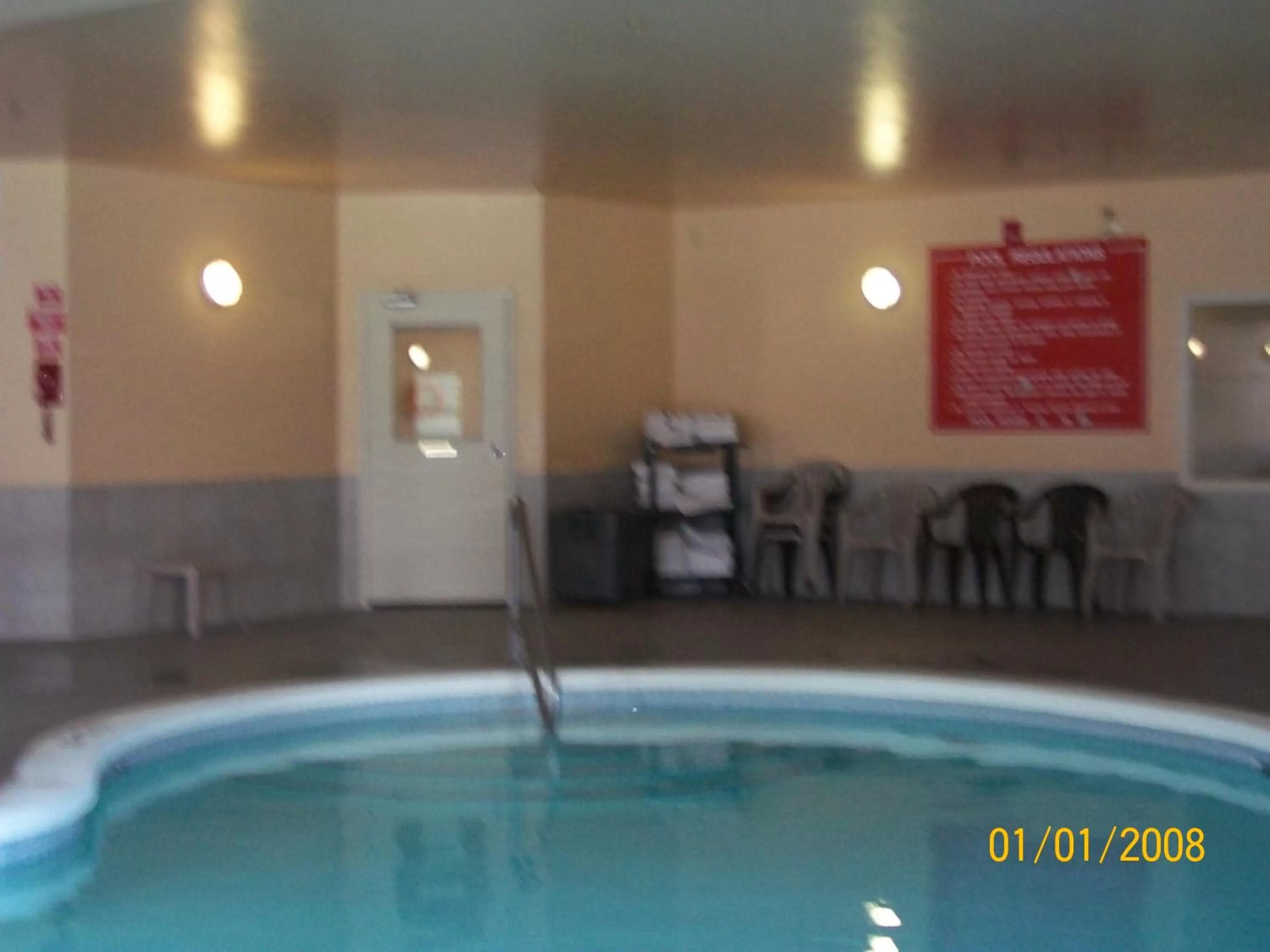 Swimming pool in Days Inn by Wyndham Moose Jaw