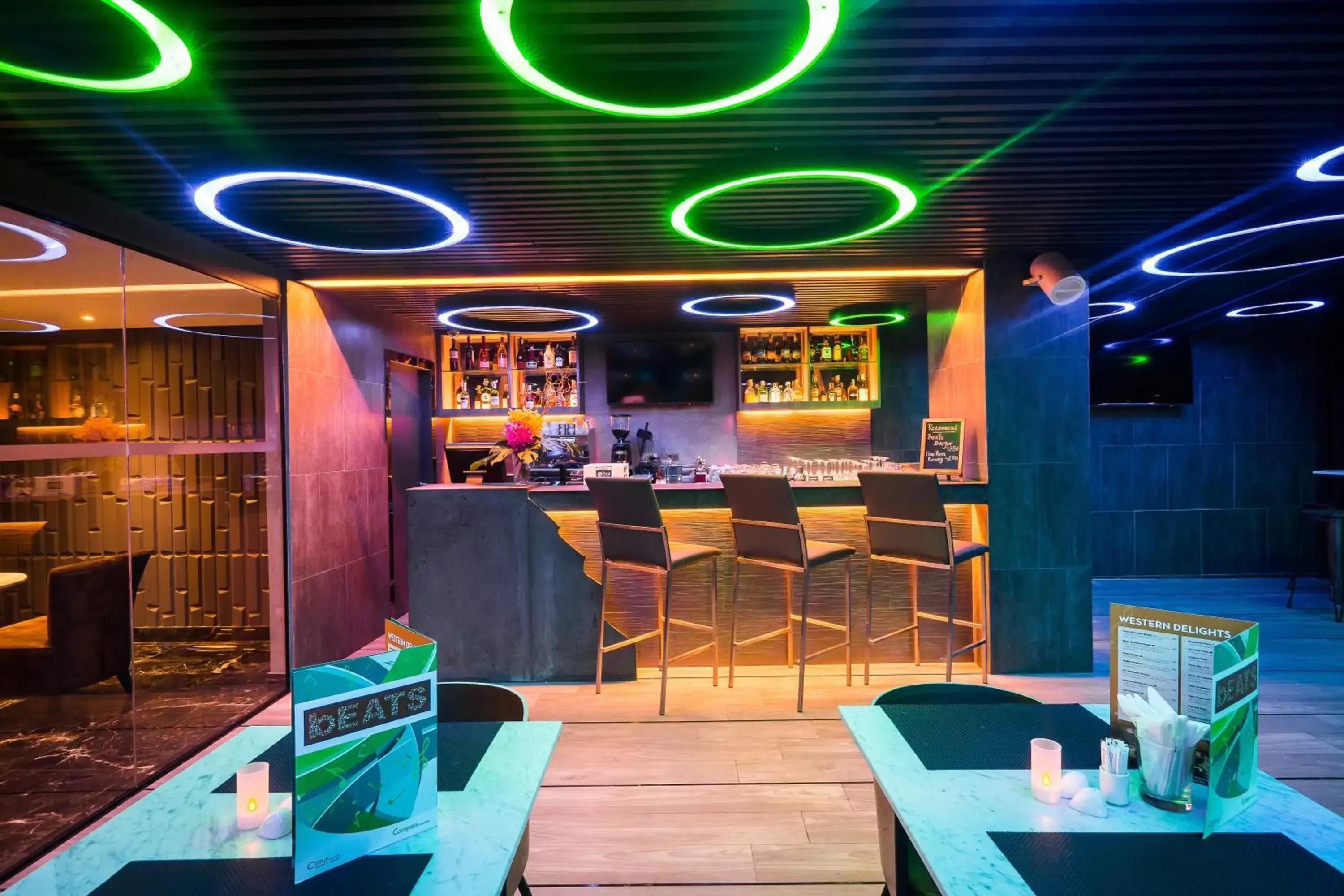 Lounge or bar in Citrus Suites Sukhumvit 6 by Compass Hospitality