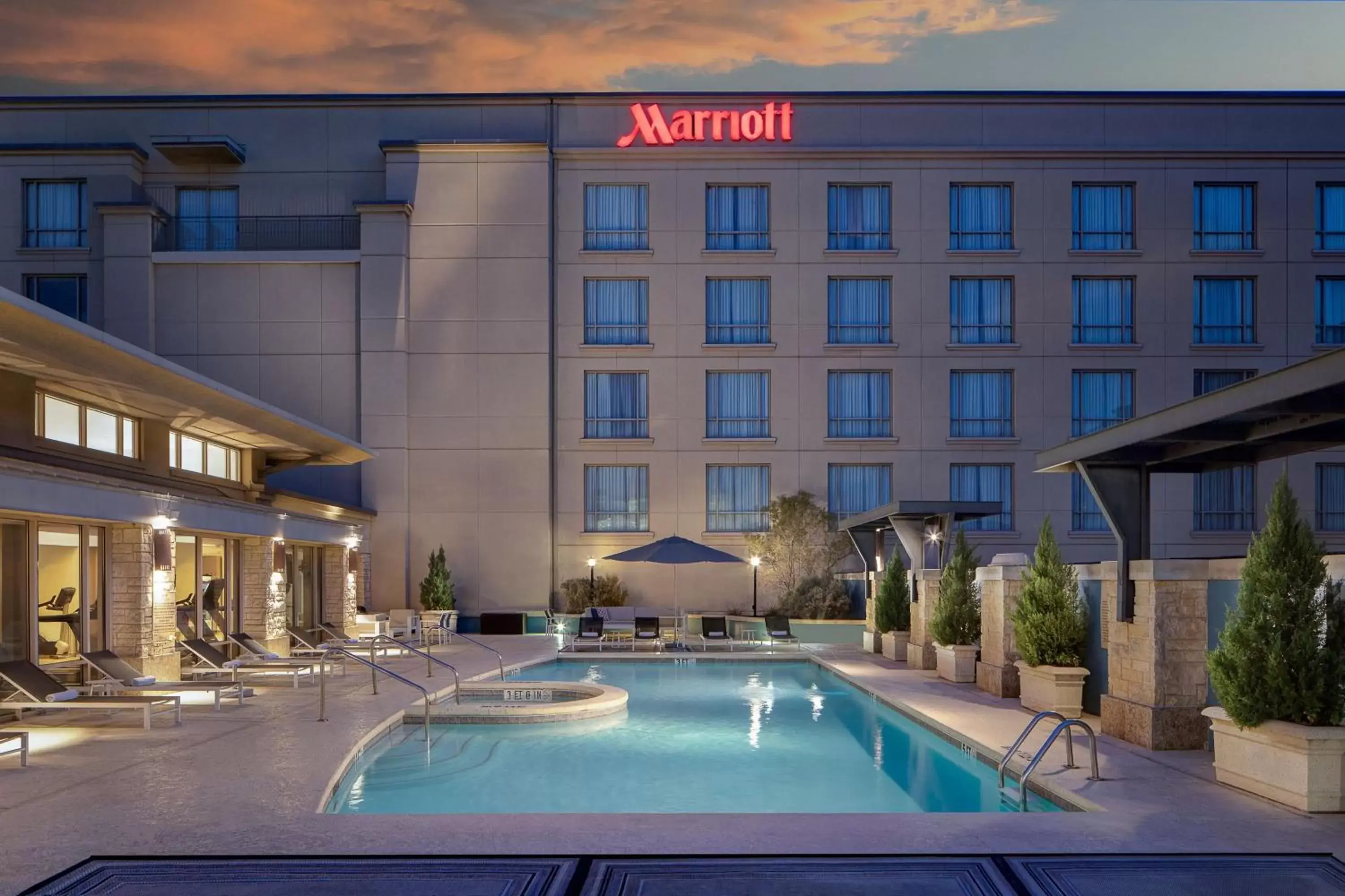 Swimming pool, Property Building in Dallas/Plano Marriott at Legacy Town Center