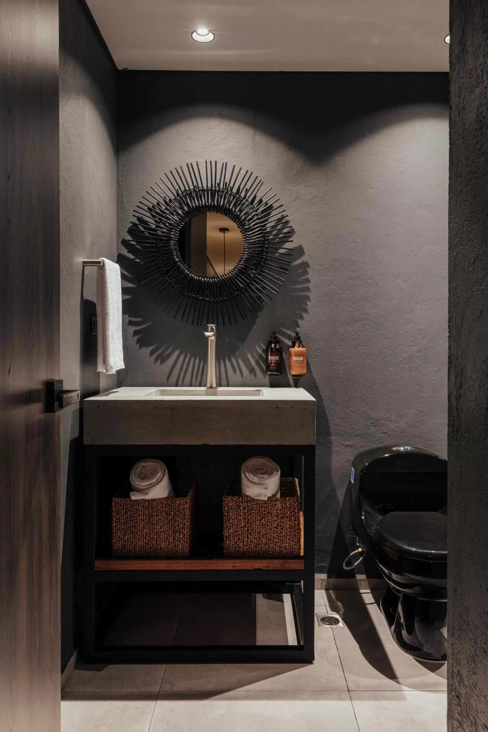 Toilet in Sui Boutique Hotel