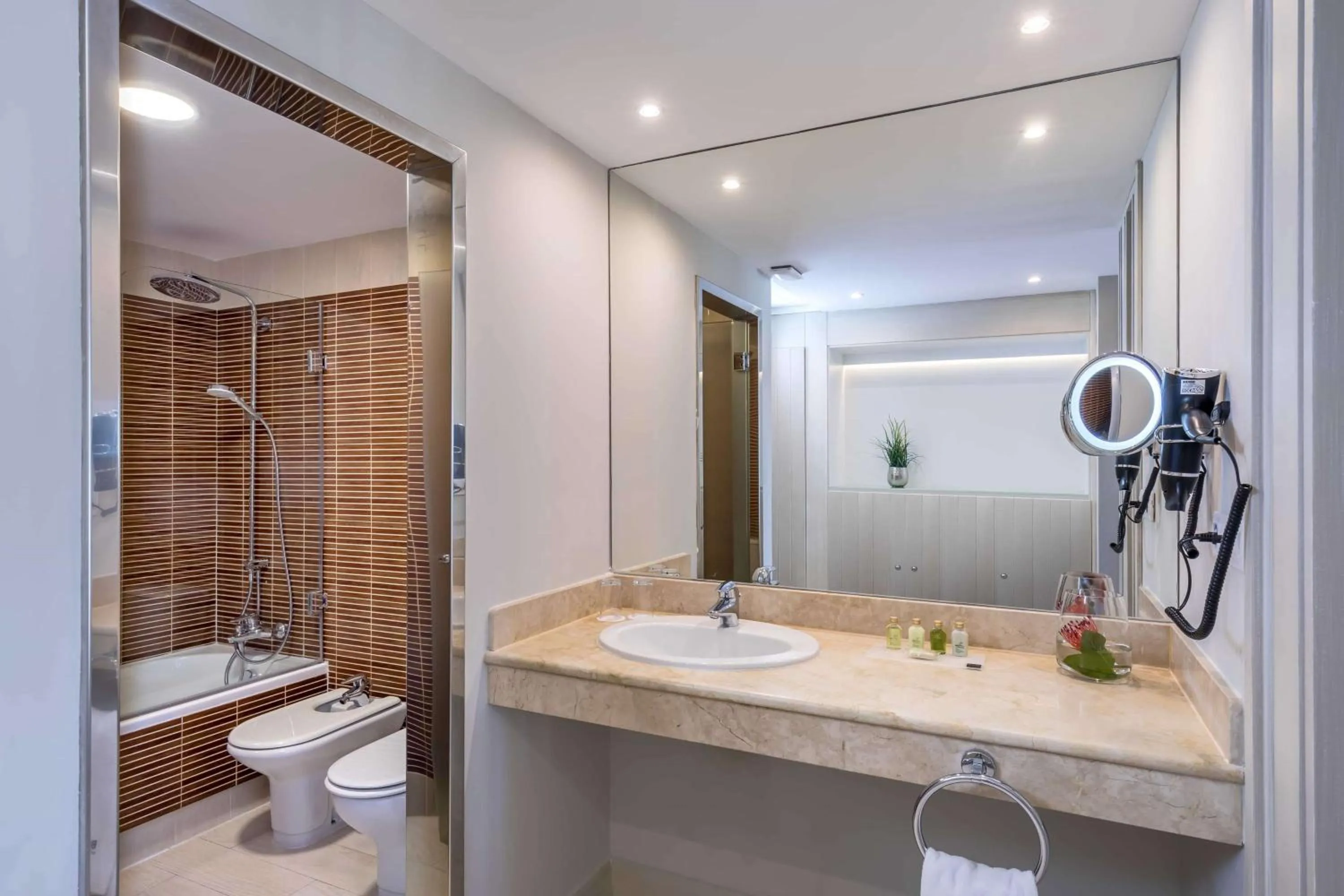 Bathroom in Barceló Costa Ballena Golf & Spa