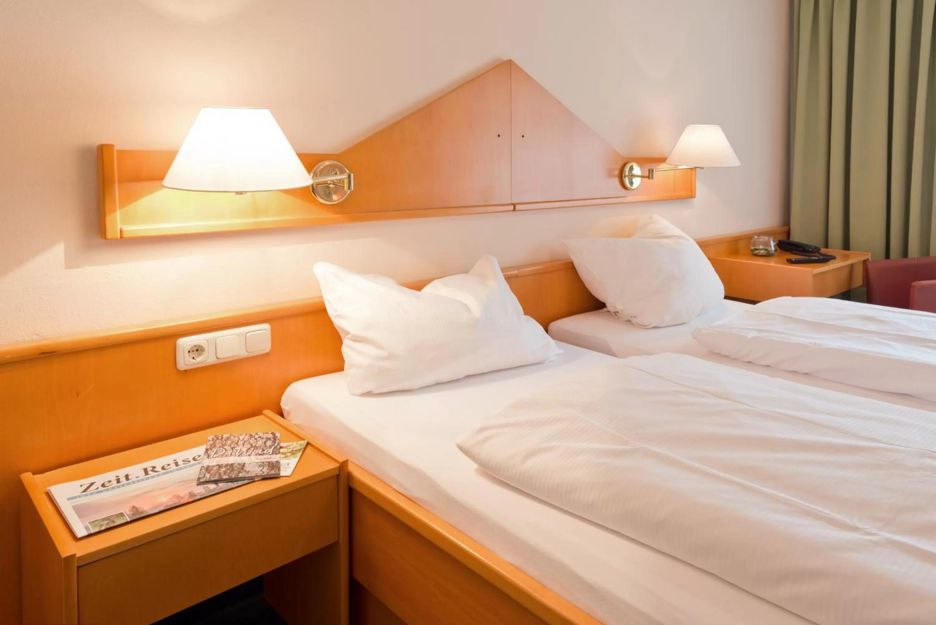 Bed in Hotel Hohenaschau