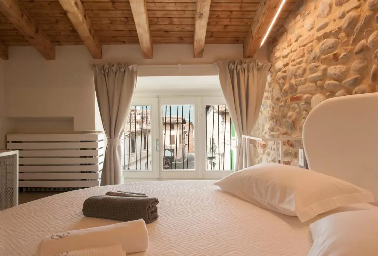 Bed in B&B La Bellavita del Garda Luxury