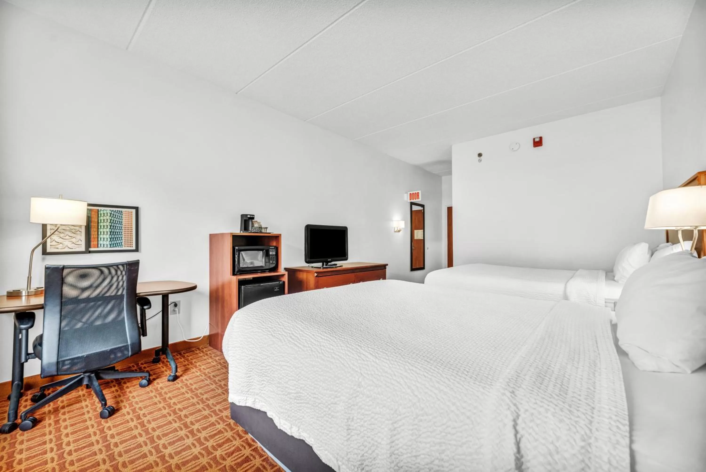 Bed in Fairfield Inn by Marriott Lumberton