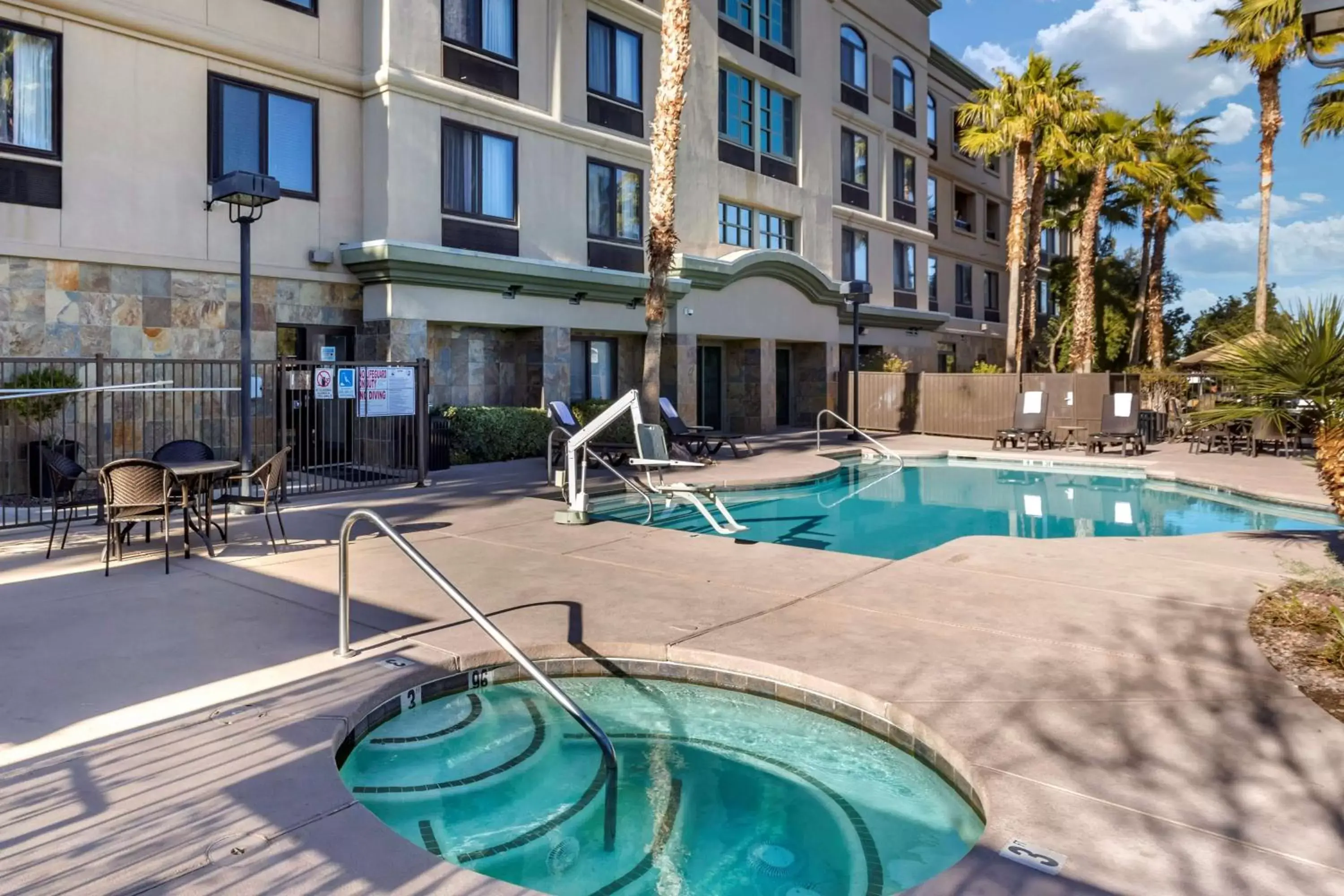 Pool view, Swimming Pool in Best Western Plus Las Vegas South Henderson