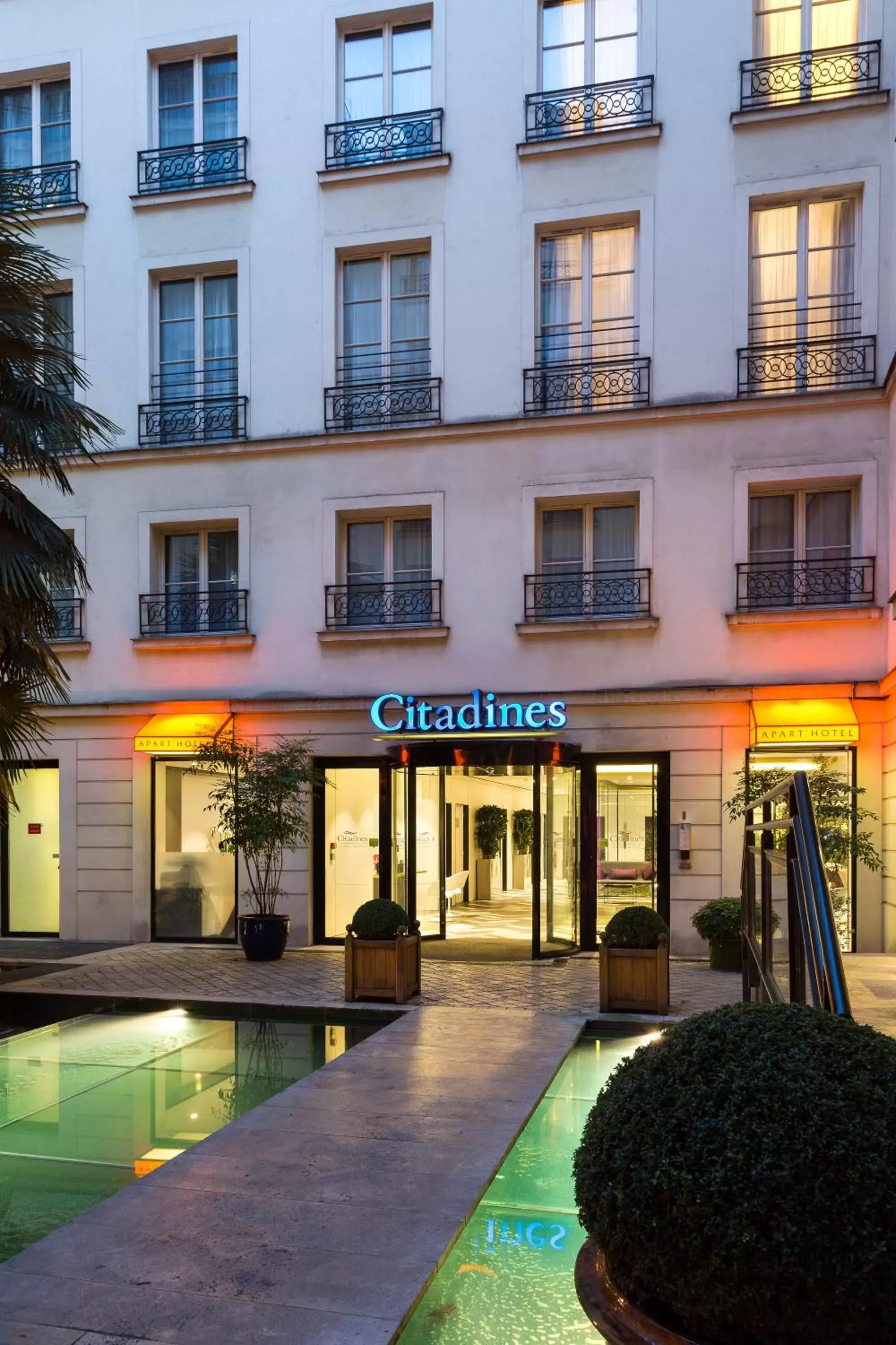 Facade/entrance, Property Building in Citadines Opéra Paris