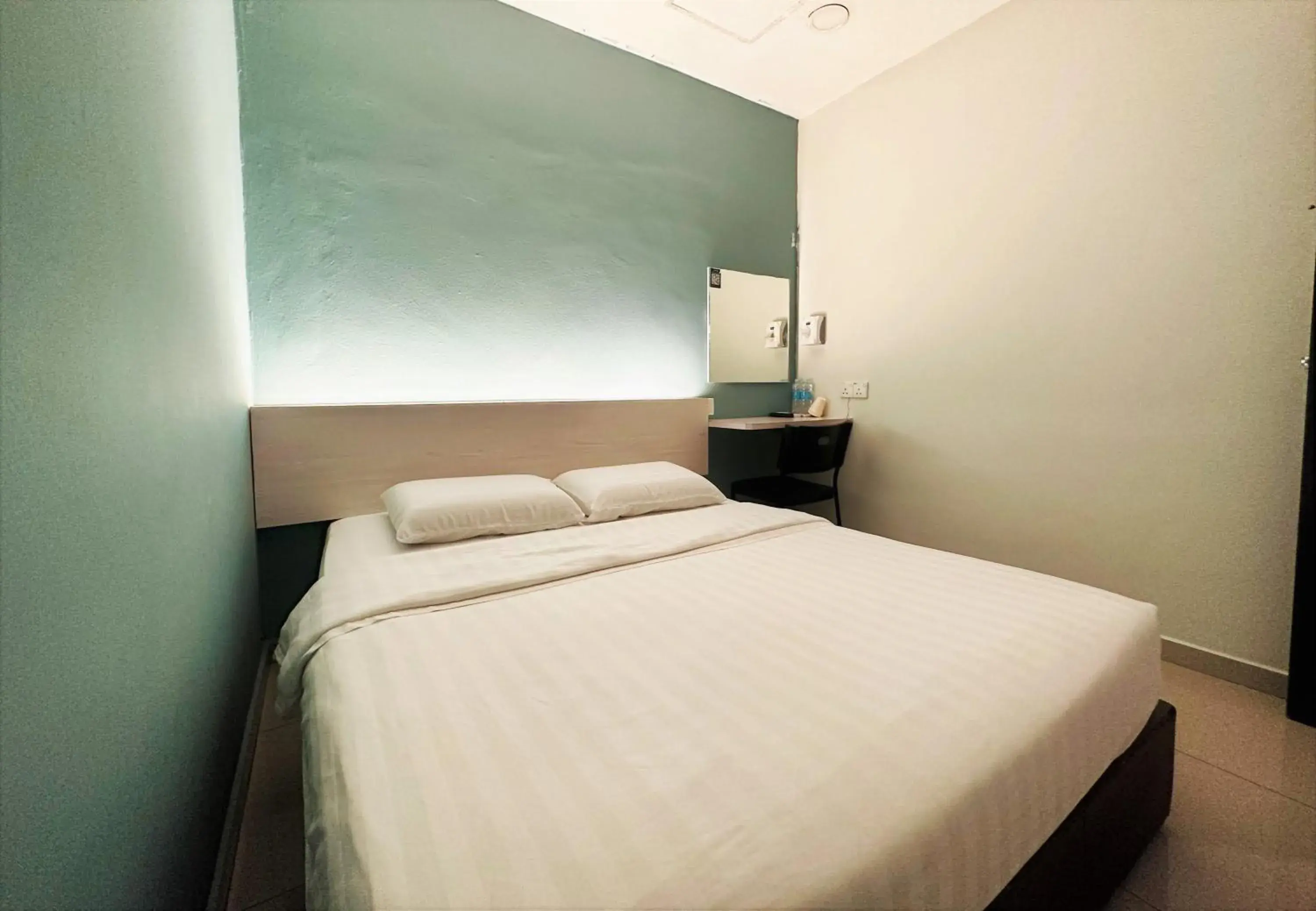 Bed in De UPTOWN Hotel @ P.J. 222