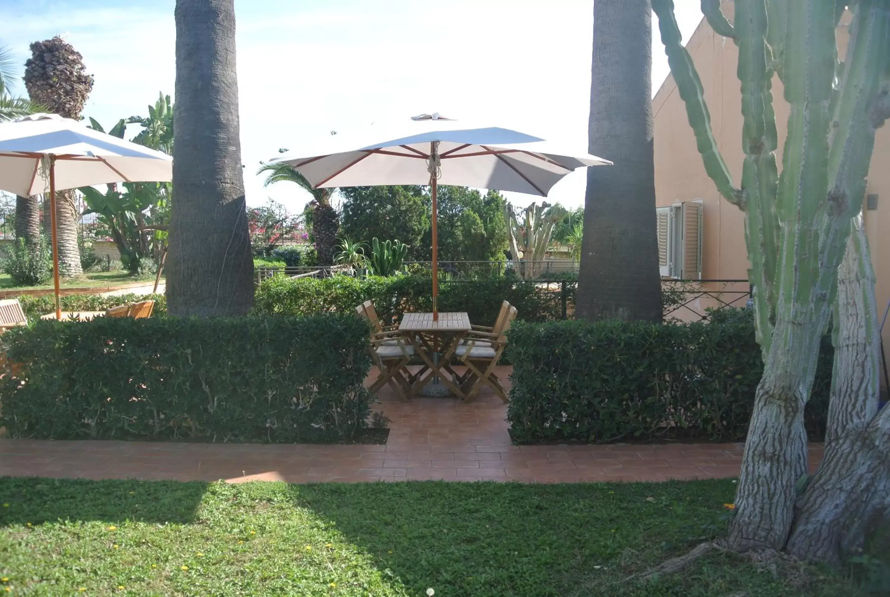 Garden in Villa Carlotta Resort