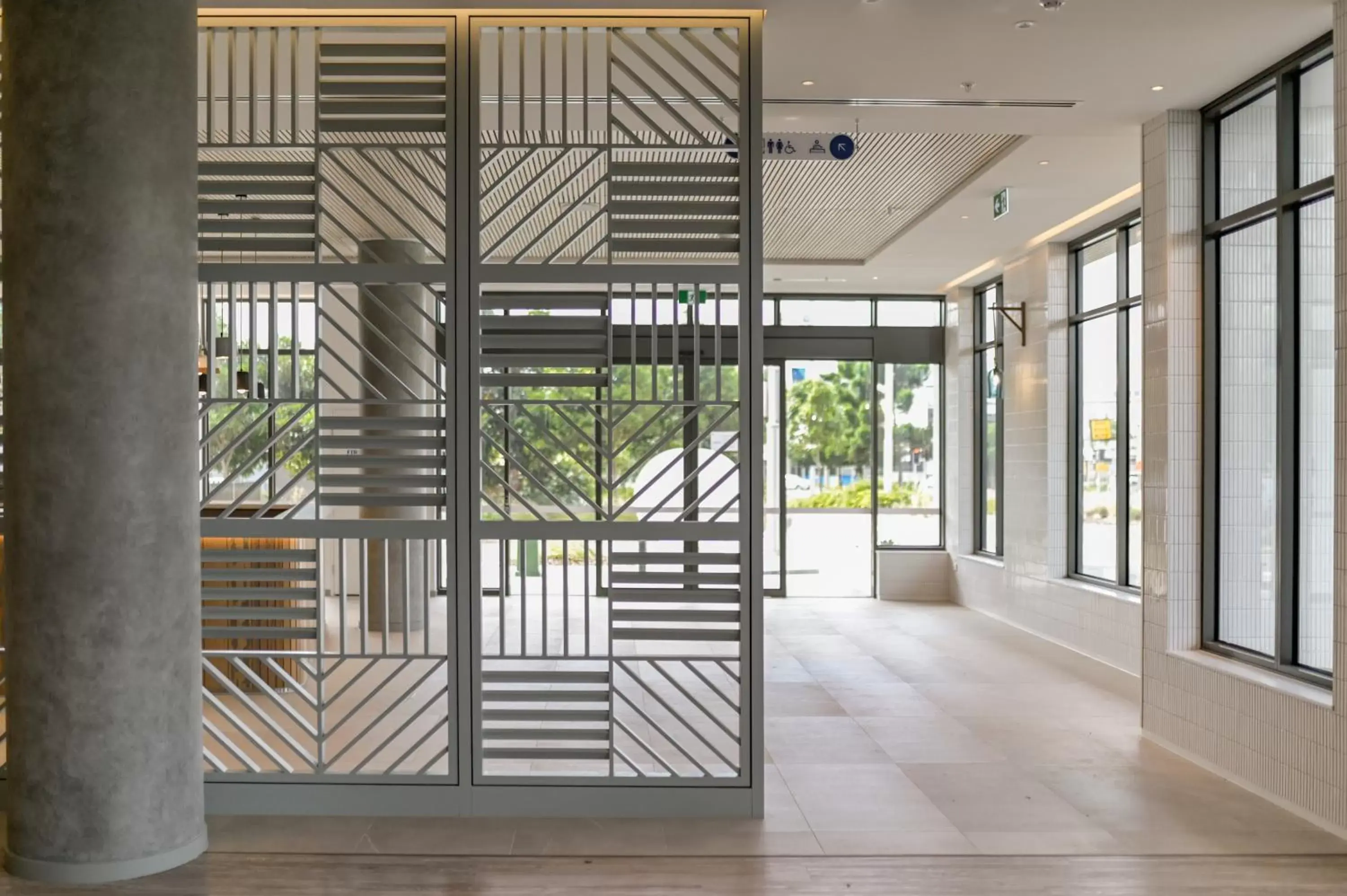 Property building in Holiday Inn Express & Suites Sunshine Coast by IHG Property building in Holiday Inn Express & Suites Sunshine Coast by IHG