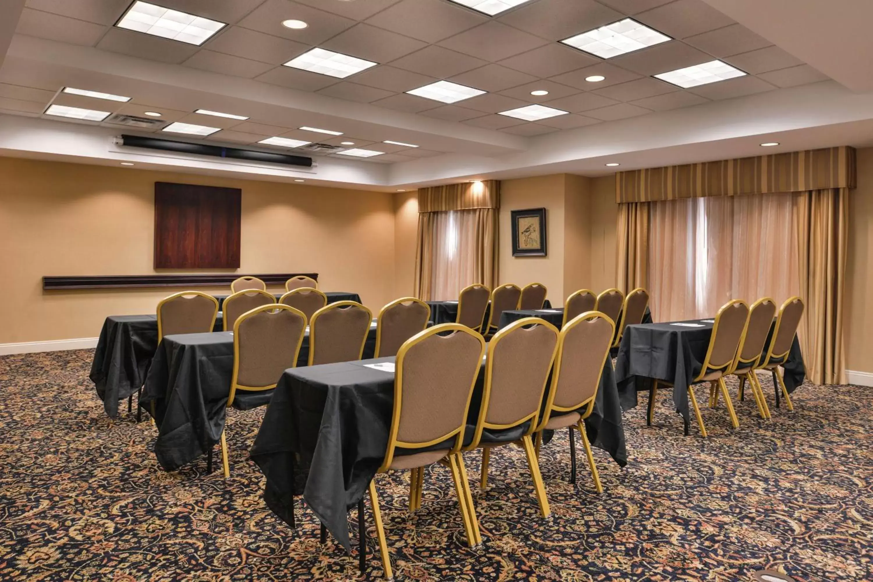 Meeting/conference room in Hampton Inn Jackson-College Avenue