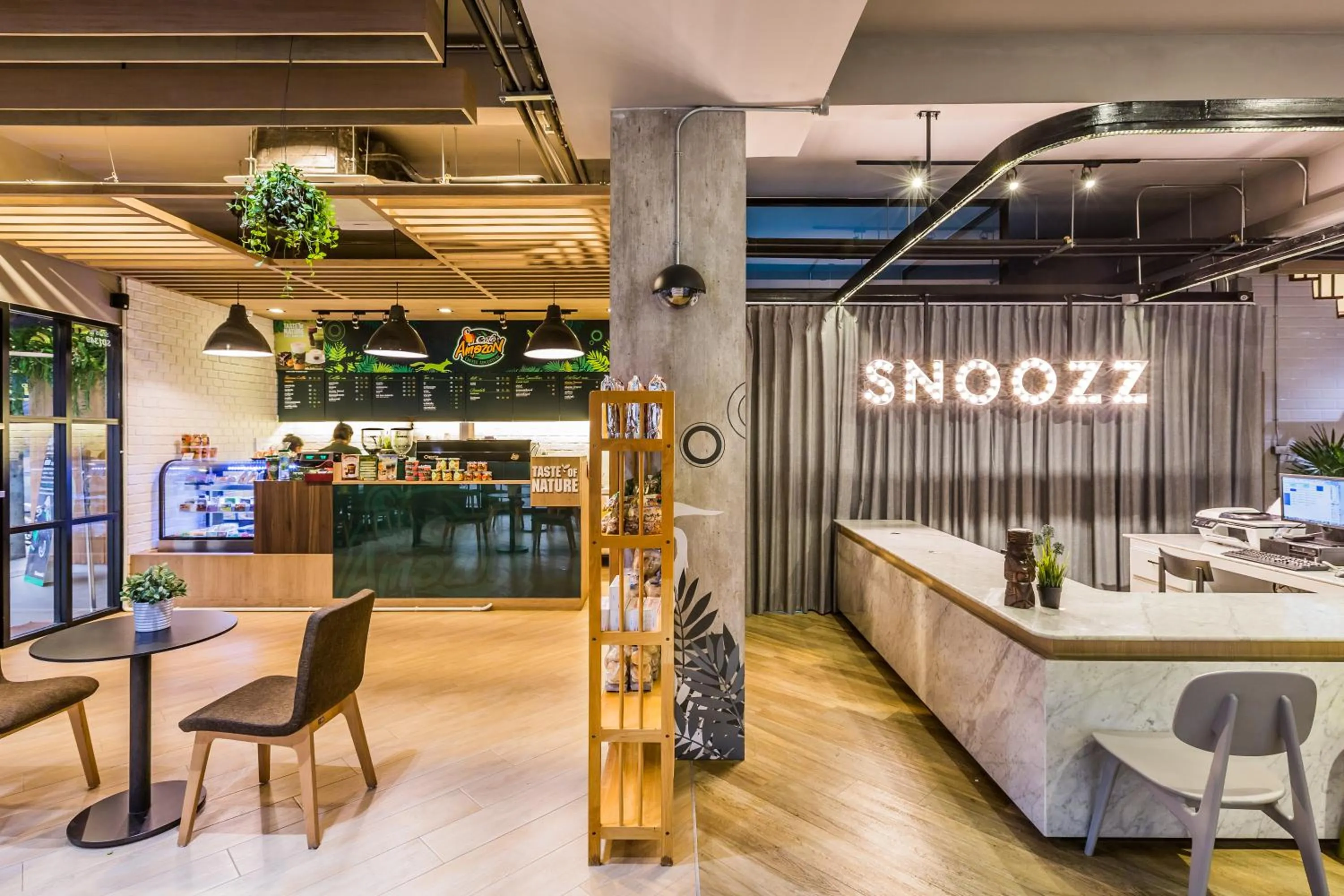 Lobby or reception in Snoozz Hotel Krabi