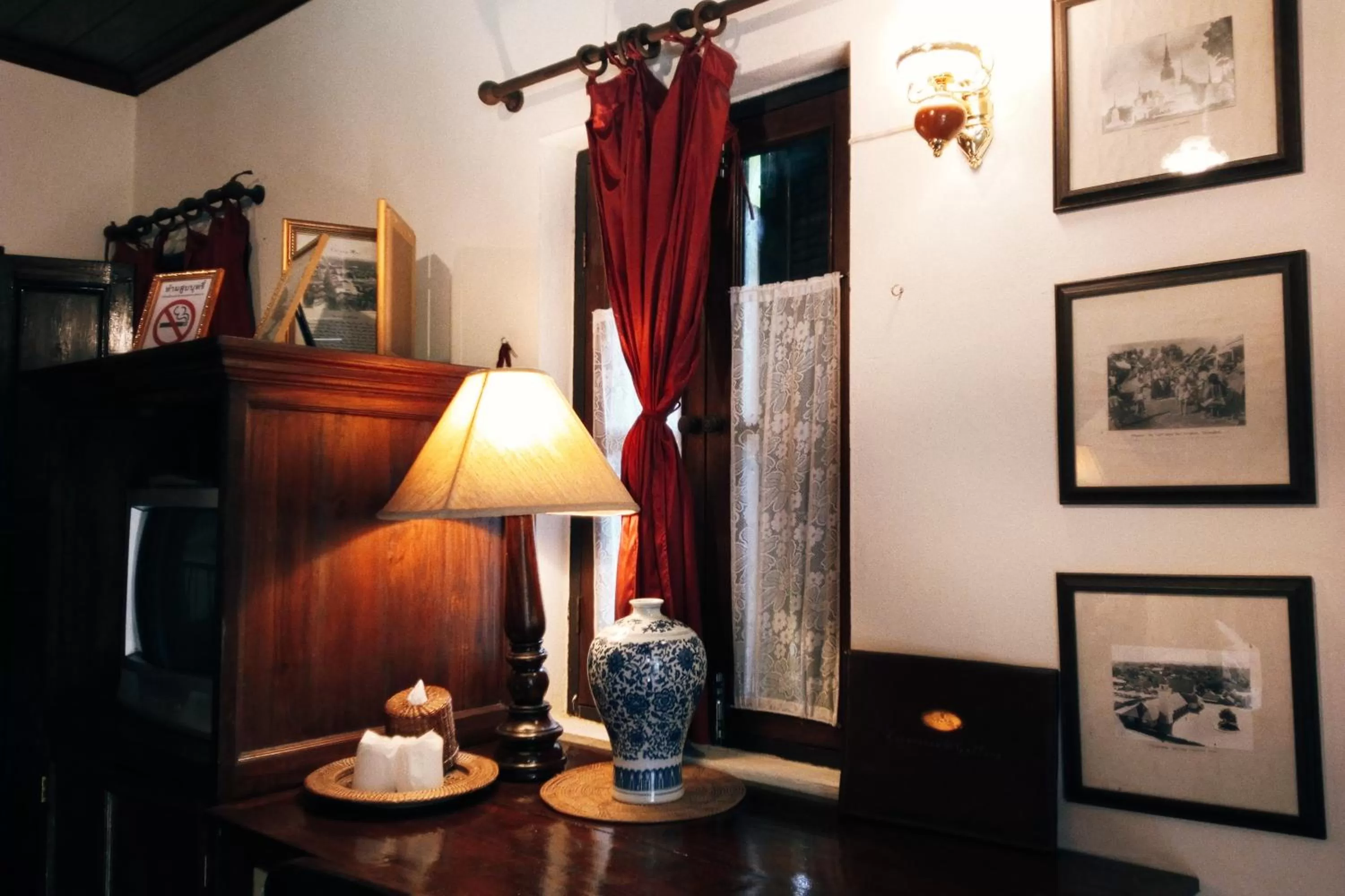 Tri Yaan Na Ros Colonial House